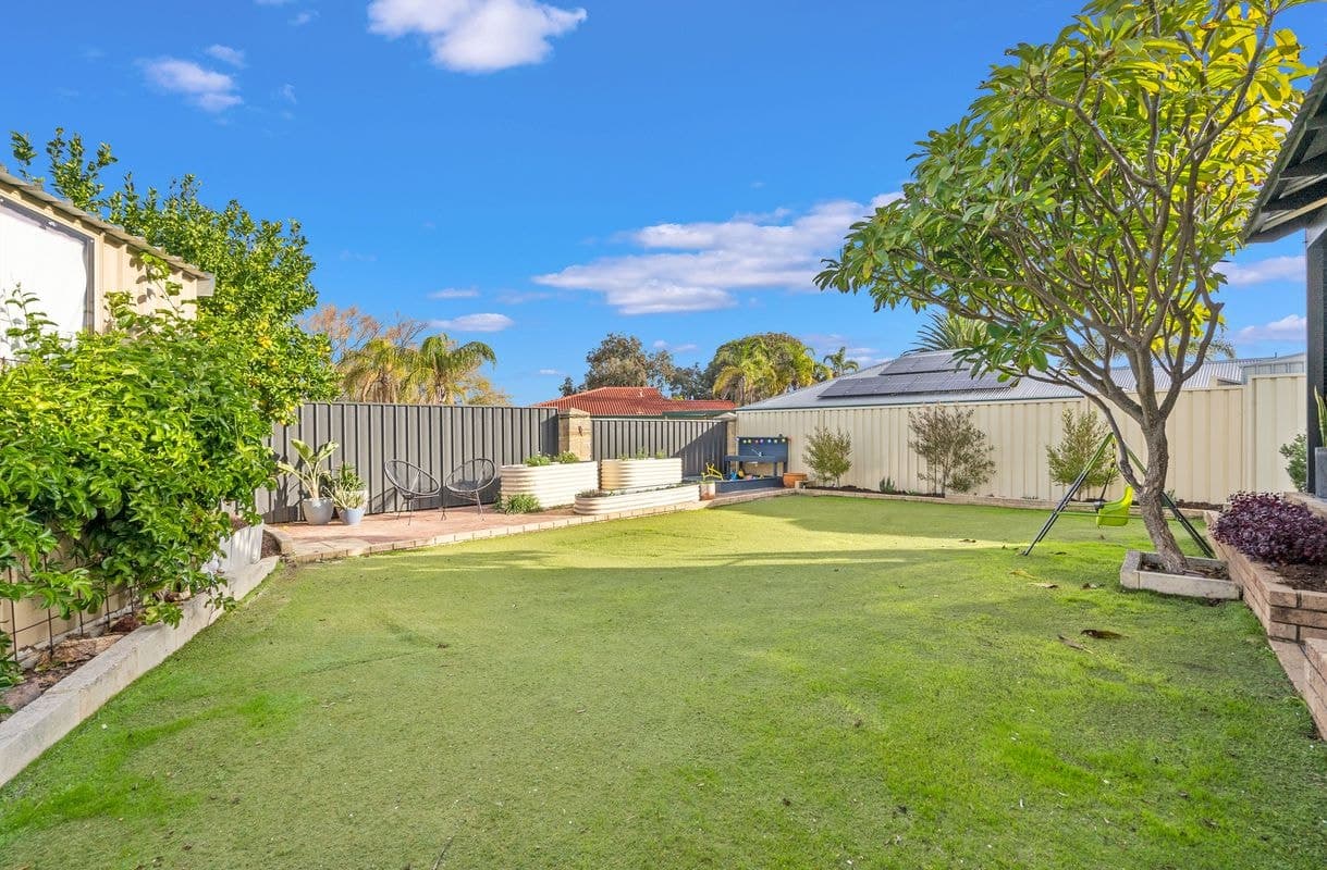 39 Rawlinna Heights, Ballajura WA, Ballajura - Thumbnail 2