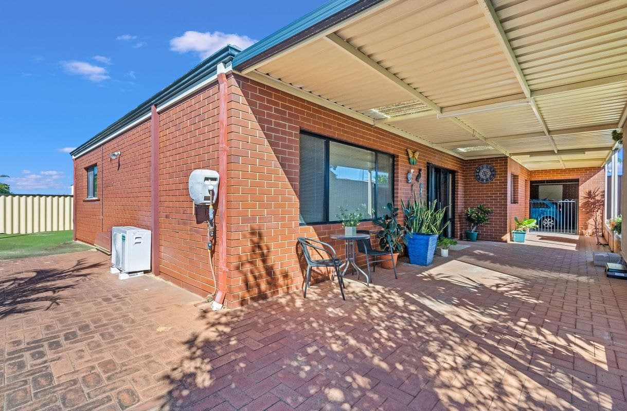 18 Everest Way, Alexander Heights WA, Alexander Heights - Thumbnail 3