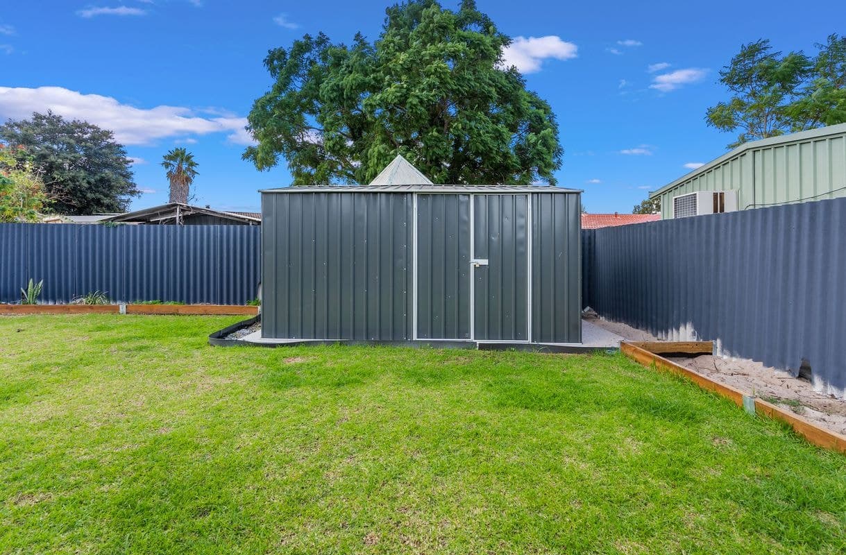 16 Fenchurch Street, Alexander Heights WA, Alexander Heights - Thumbnail 2