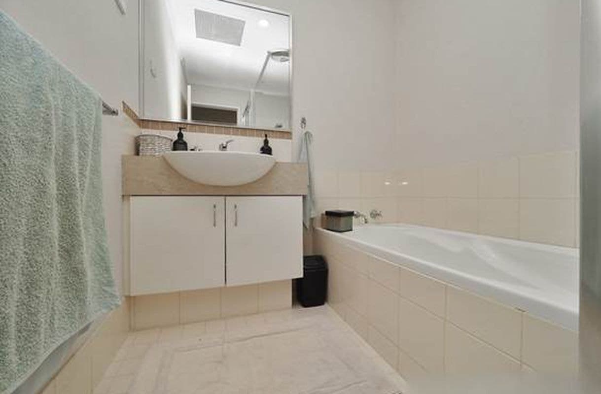 6 / 35 Heyshott Road, Balga WA, Balga - Image 1