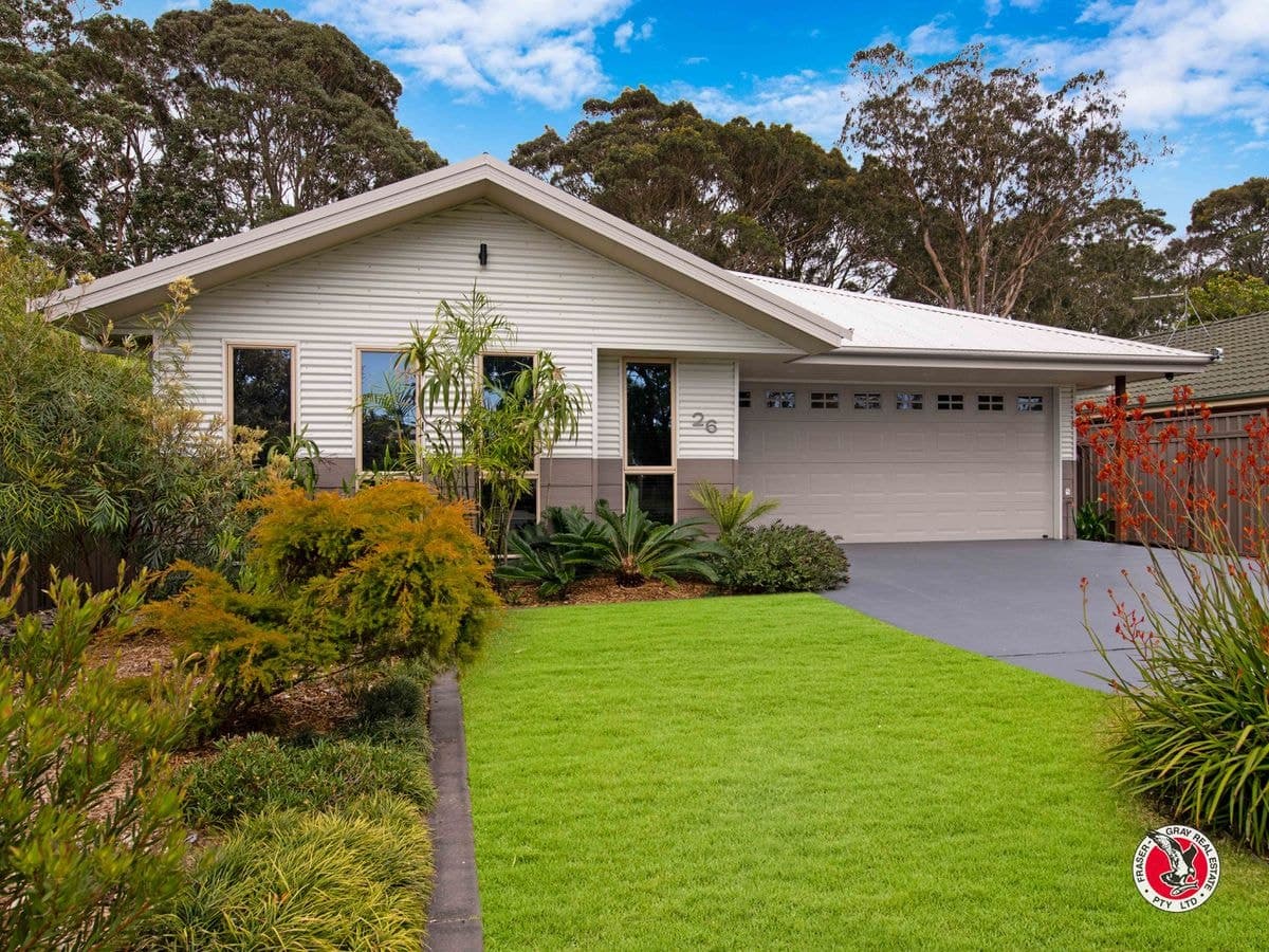 26 Yarralumla Crescent, Tomakin, Tomakin - Image 1