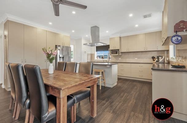 37 Allan Street, Kyabram, Kyabram - Thumbnail 5