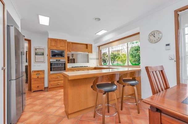 18 Waratah Street, Kyabram, Kyabram - Thumbnail 2