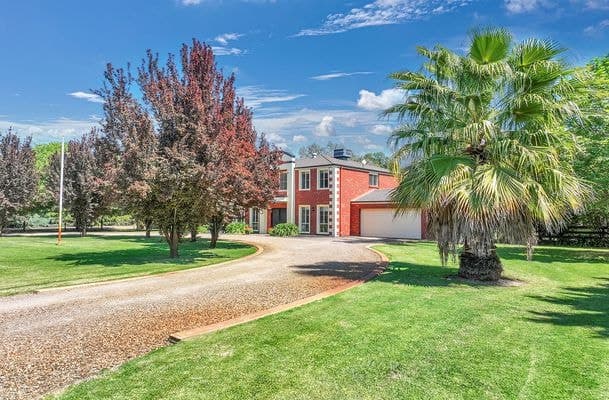 16 Kashelmara Drive, Kyabram, Kyabram - Thumbnail 2
