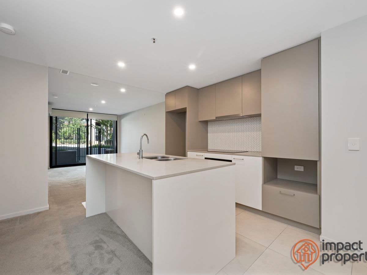 G11 / 38 Oakden Street, Greenway, Greenway - Image 1