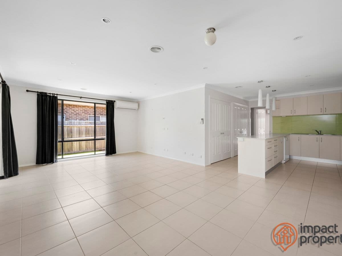 19 Patrick White Circuit, Franklin, Franklin - Thumbnail 6