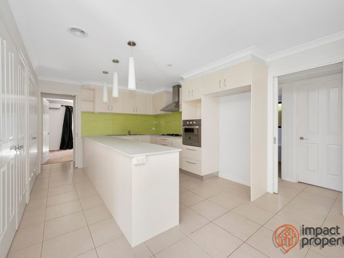 19 Patrick White Circuit, Franklin, Franklin - Thumbnail 7