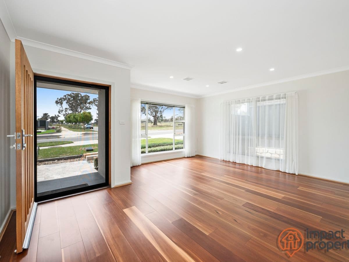 32 Dunnart Circuit, Throsby, Throsby - Image 1