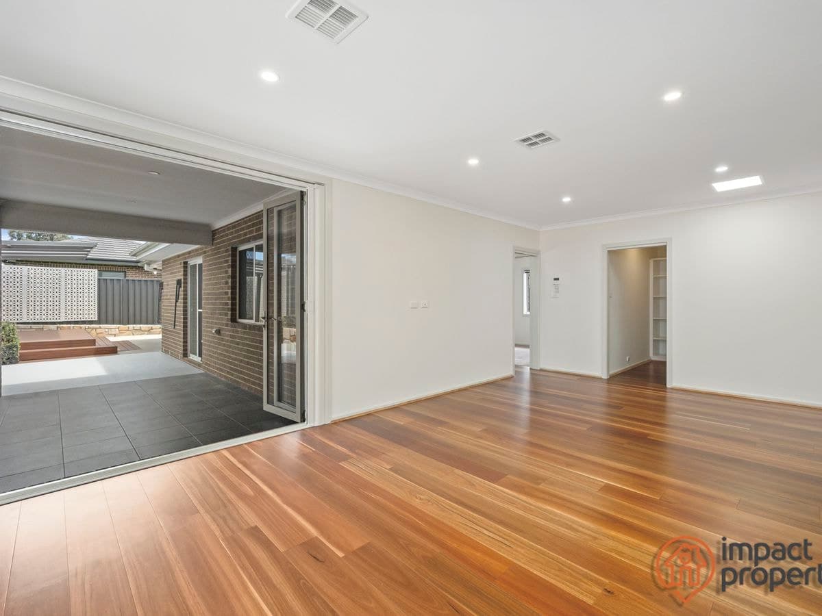 32 Dunnart Circuit, Throsby, Throsby - Thumbnail 4