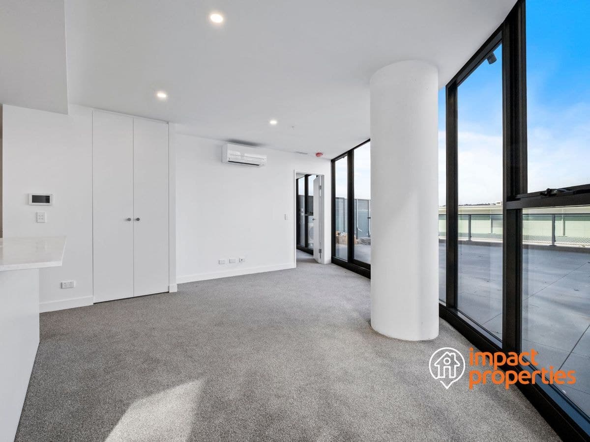 602 / 2 Furzer Street, Phillip, Phillip - Image 1