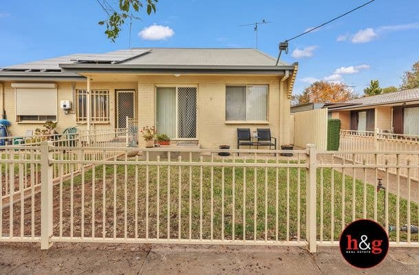 2 / 5 Sawers Avenue, Kyabram, Kyabram - Image 1