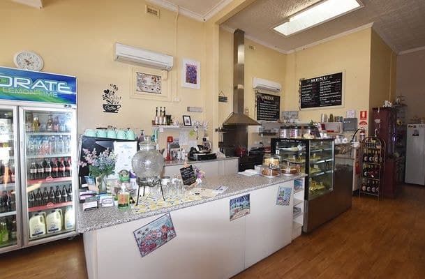 Jen's Fine Food & Coffee, Jen'S Fine Food & Coffee - Thumbnail 6