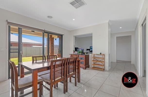21 Kangaroo Way, Kyabram, Kyabram - Thumbnail 4