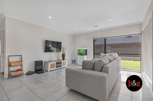 21 Kangaroo Way, Kyabram, Kyabram - Thumbnail 5