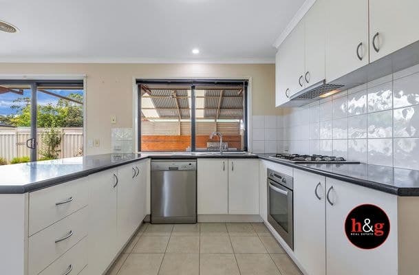 96 Goegan Drive, Kyabram, Kyabram - Thumbnail 2