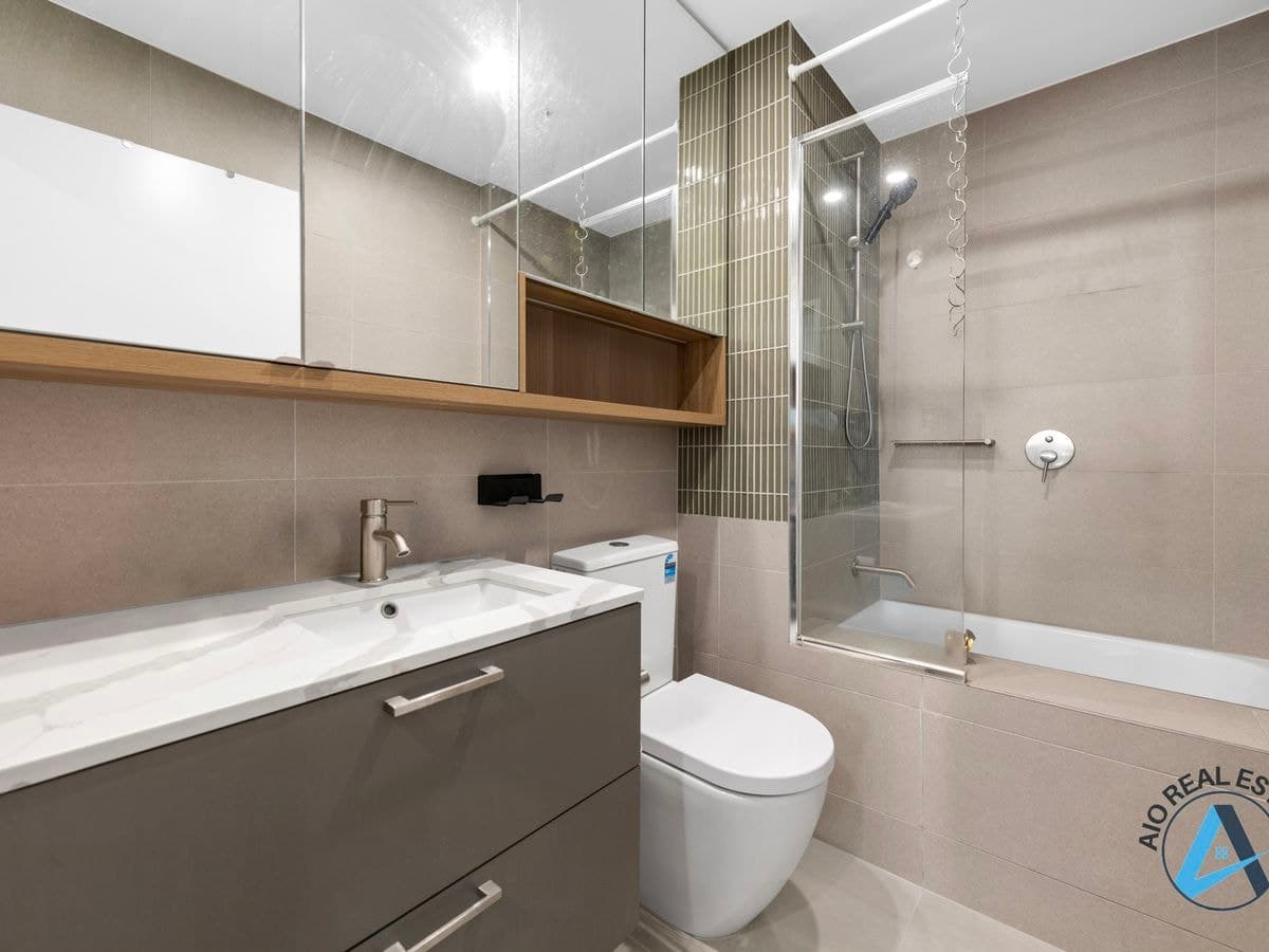 605 / 28A Northumberland Road, Auburn, A... - Thumbnail 6
