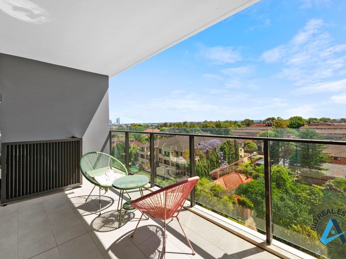 605 / 28A Northumberland Road, Auburn, A... - Thumbnail 8