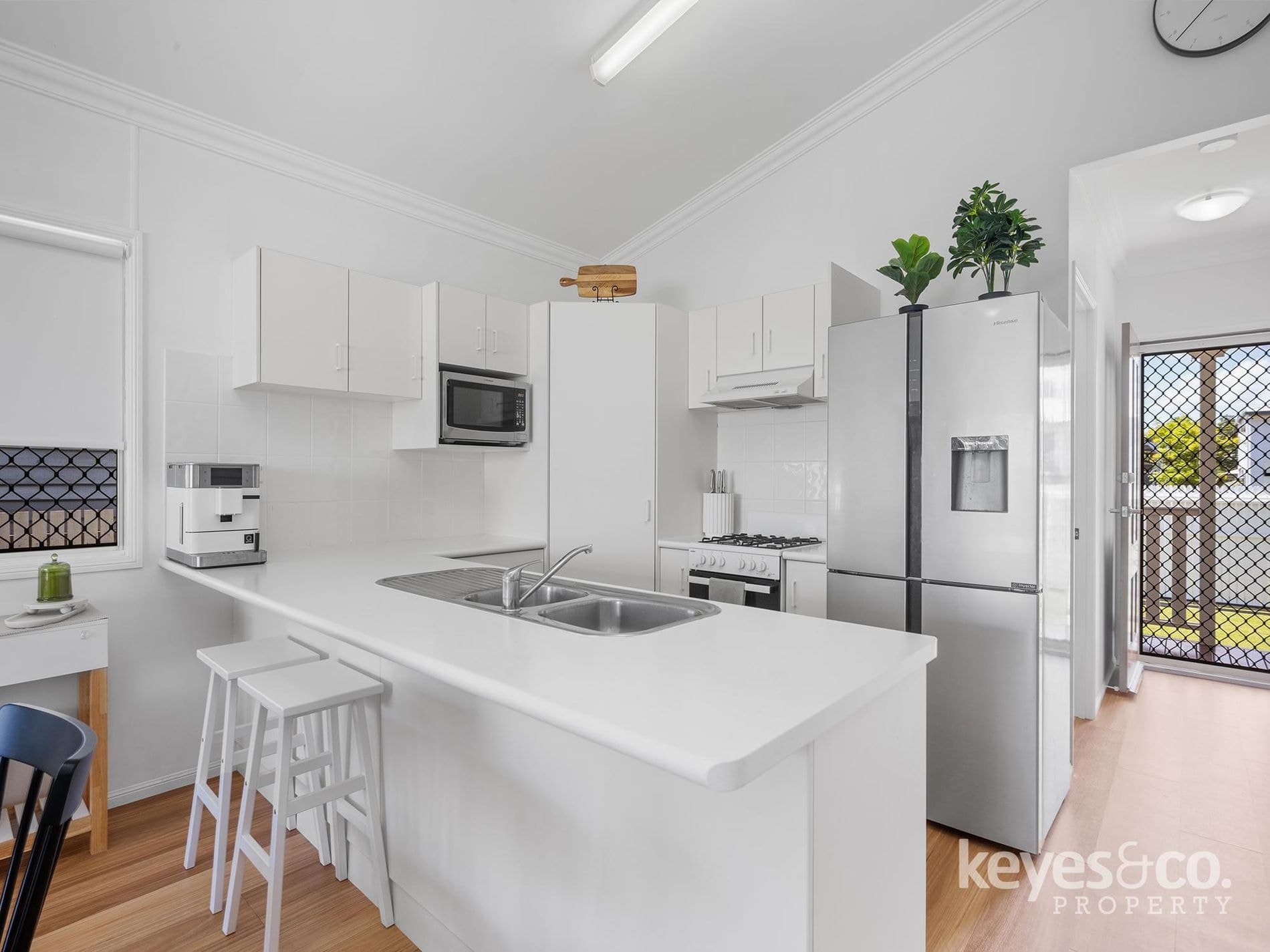 Immaculate, Brilliant Position, Ready to be Yours!, 20 Gerard Street - Thumbnail 3