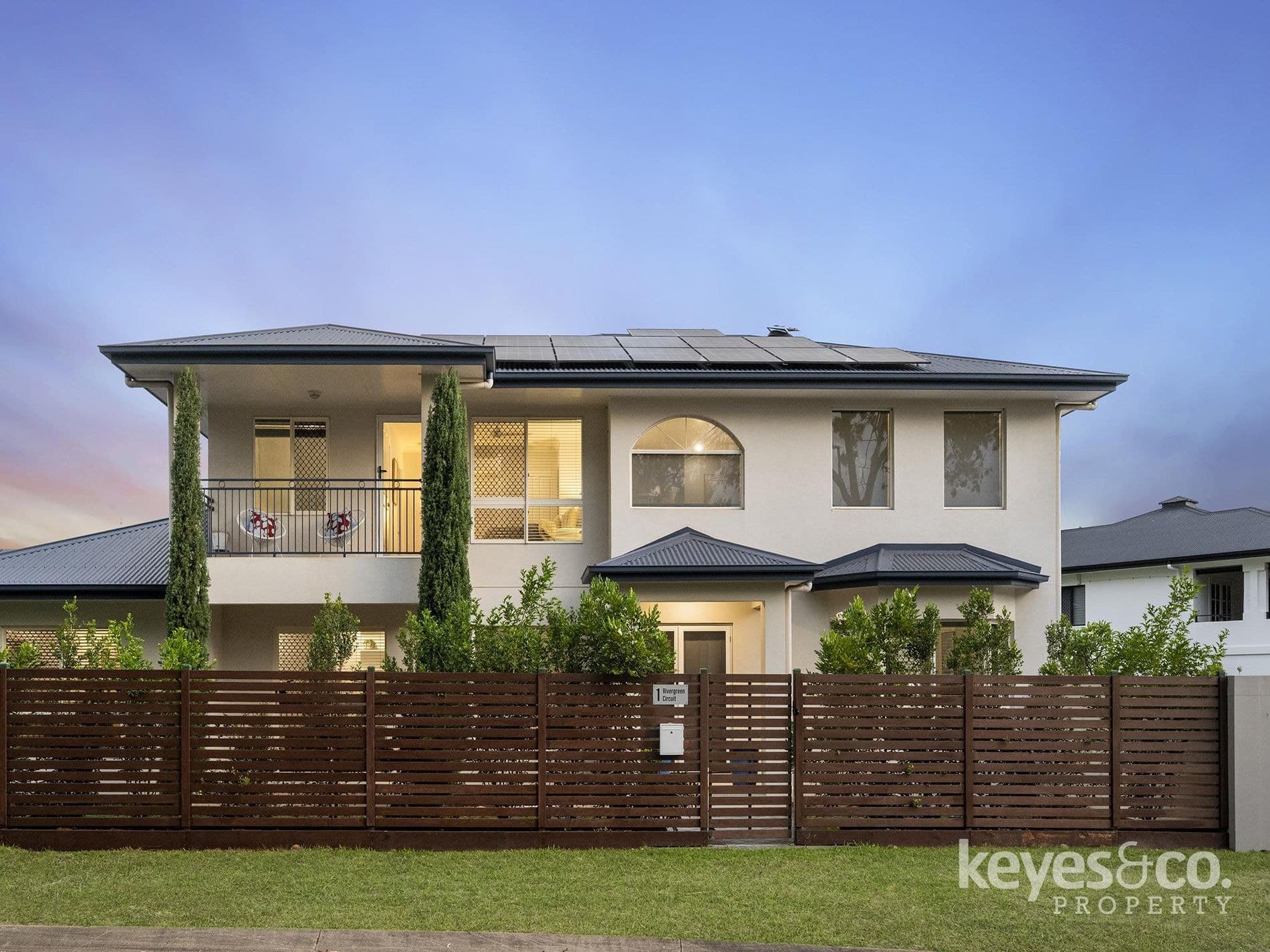 Stunning Riverside Renovation, 1 Rivergreen Circuit - Image 1