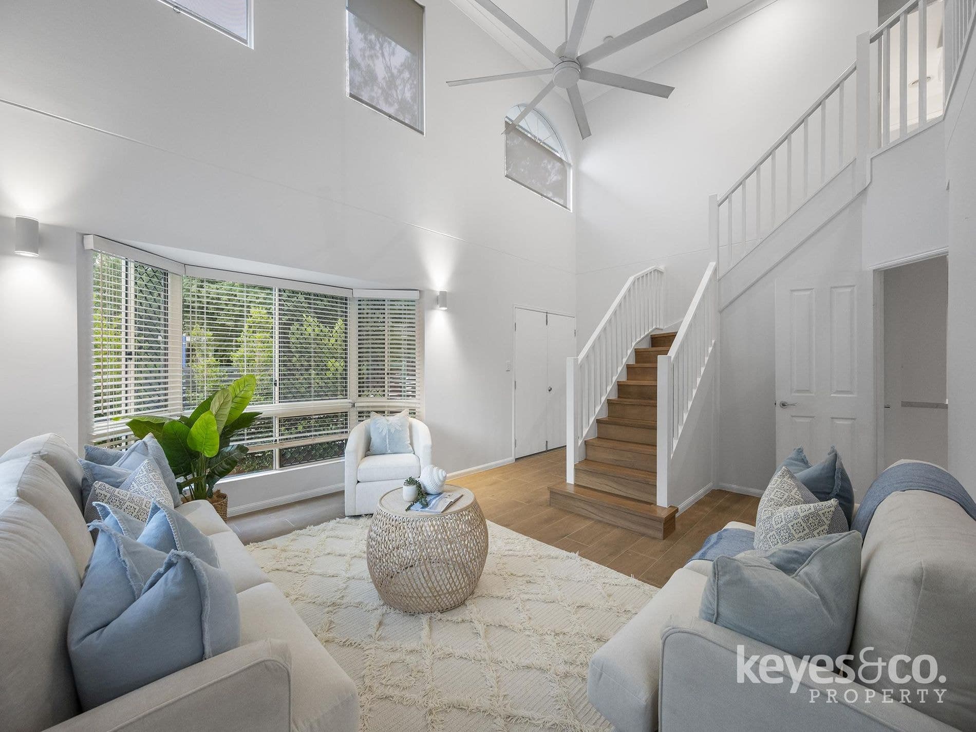 Stunning Riverside Renovation, 1 Rivergreen Circuit - Thumbnail 7