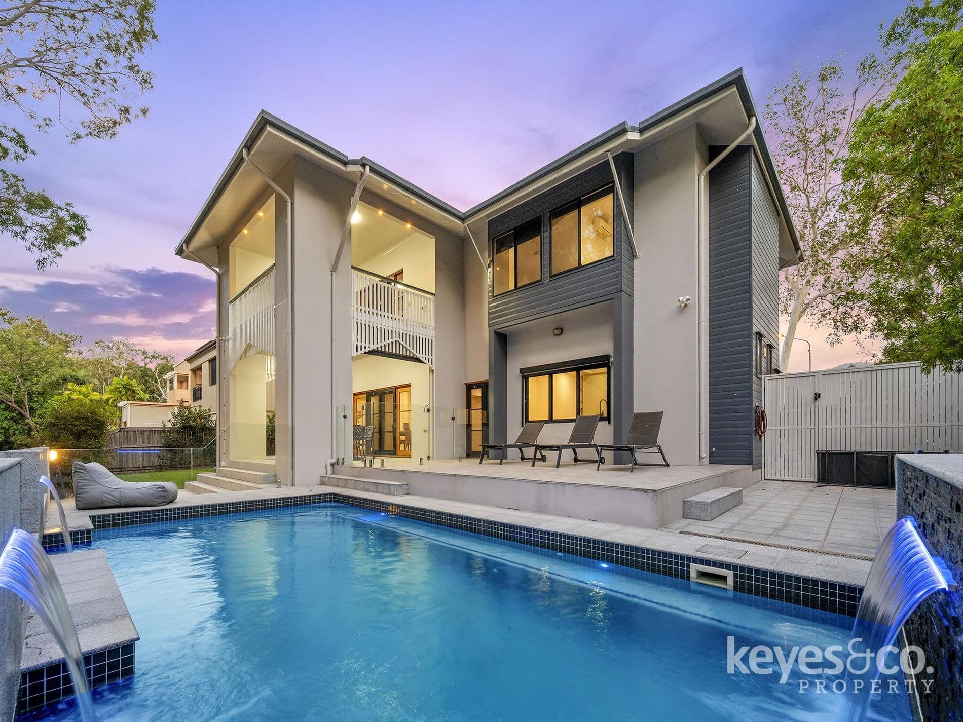 Opulent Yet Effortless - Every Detail Perfectly Executed, 7 Yale Close - Image 1