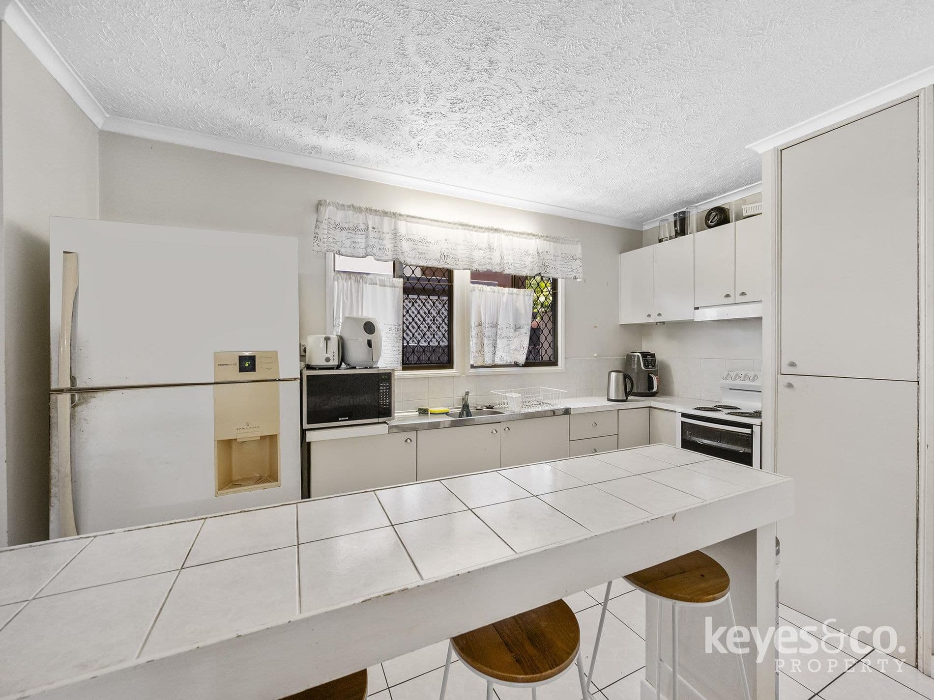 Rental Potential of $63,960 Per Annum!, 17 Cilento Crescent - Thumbnail 3