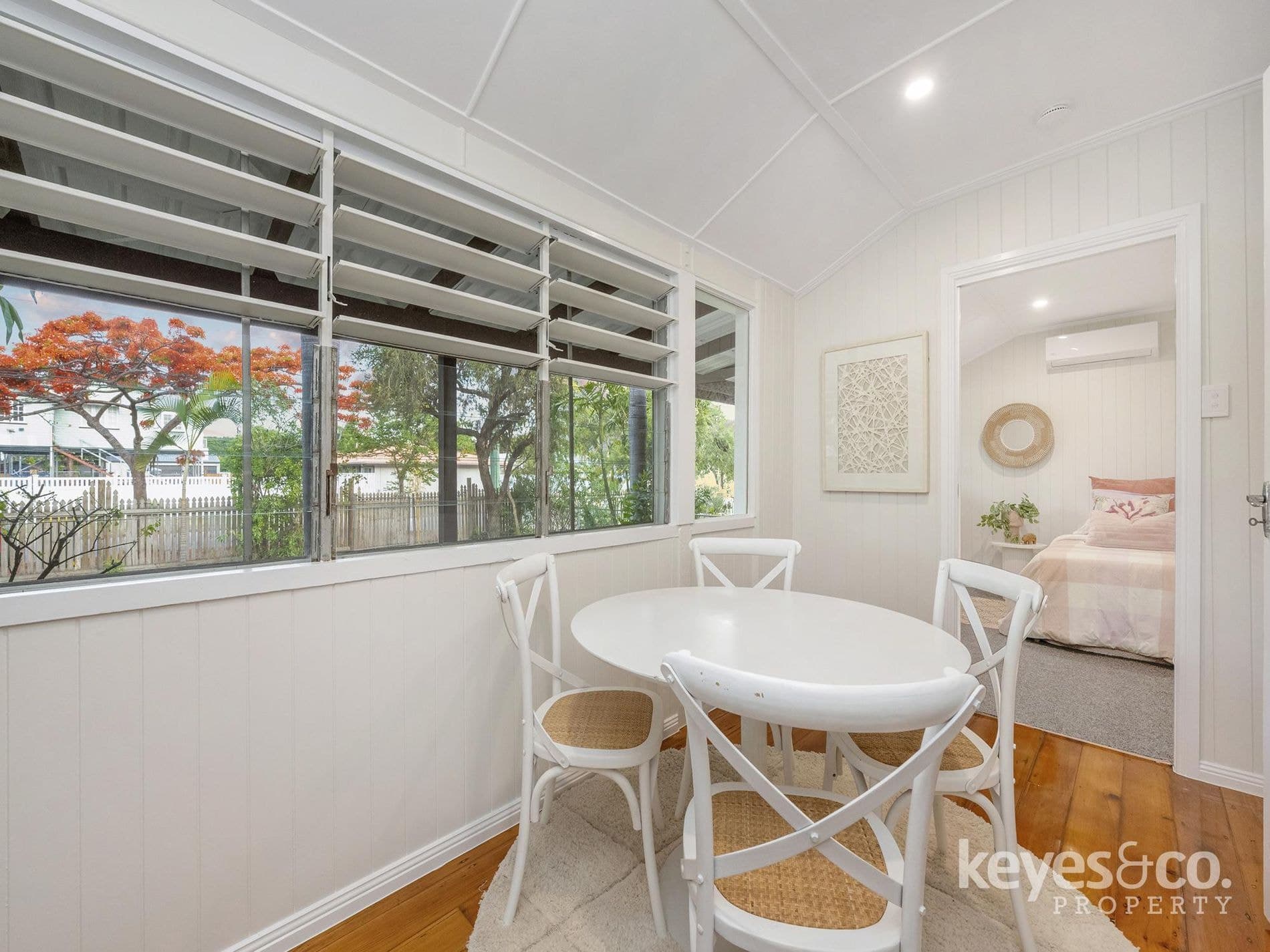 Celebrate This Christmas in Your New Home, 53 Cheyne Street - Thumbnail 8