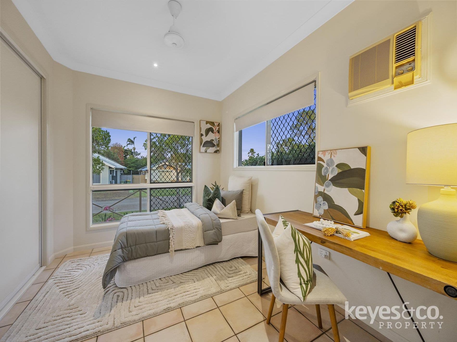 Prime Douglas Location - Walk to Uni & Hospital, 8 Harvard Street - Thumbnail 6
