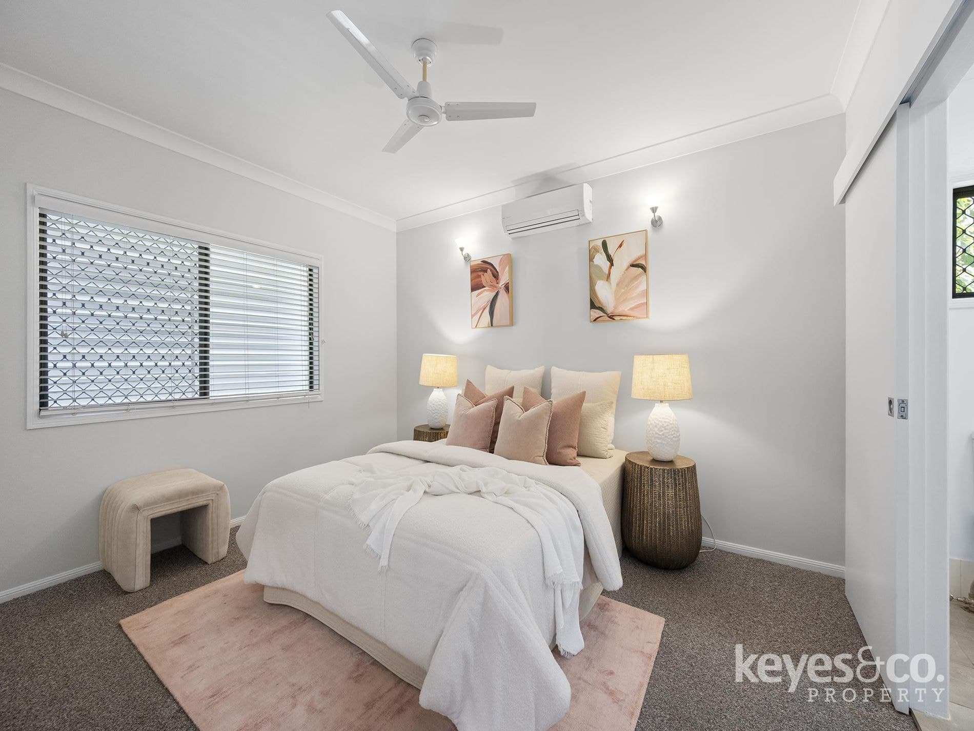 Spacious Family Living with Room for It All, 6 Viola Court - Thumbnail 5