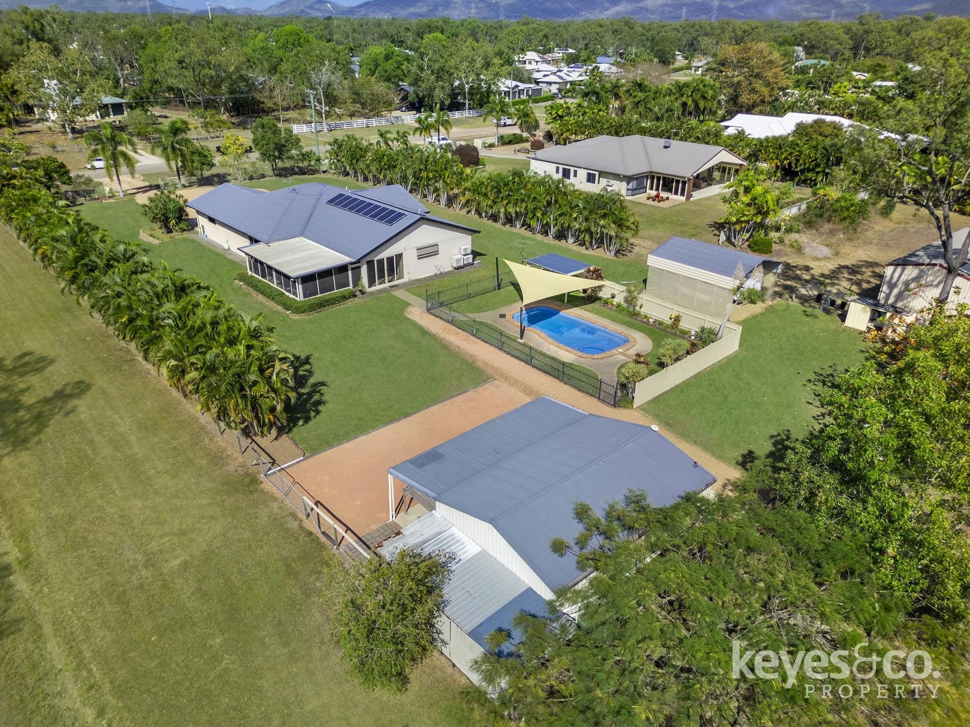 Weekend Barbecues Never Looked Better!, 16 Mustang Road - Image 1
