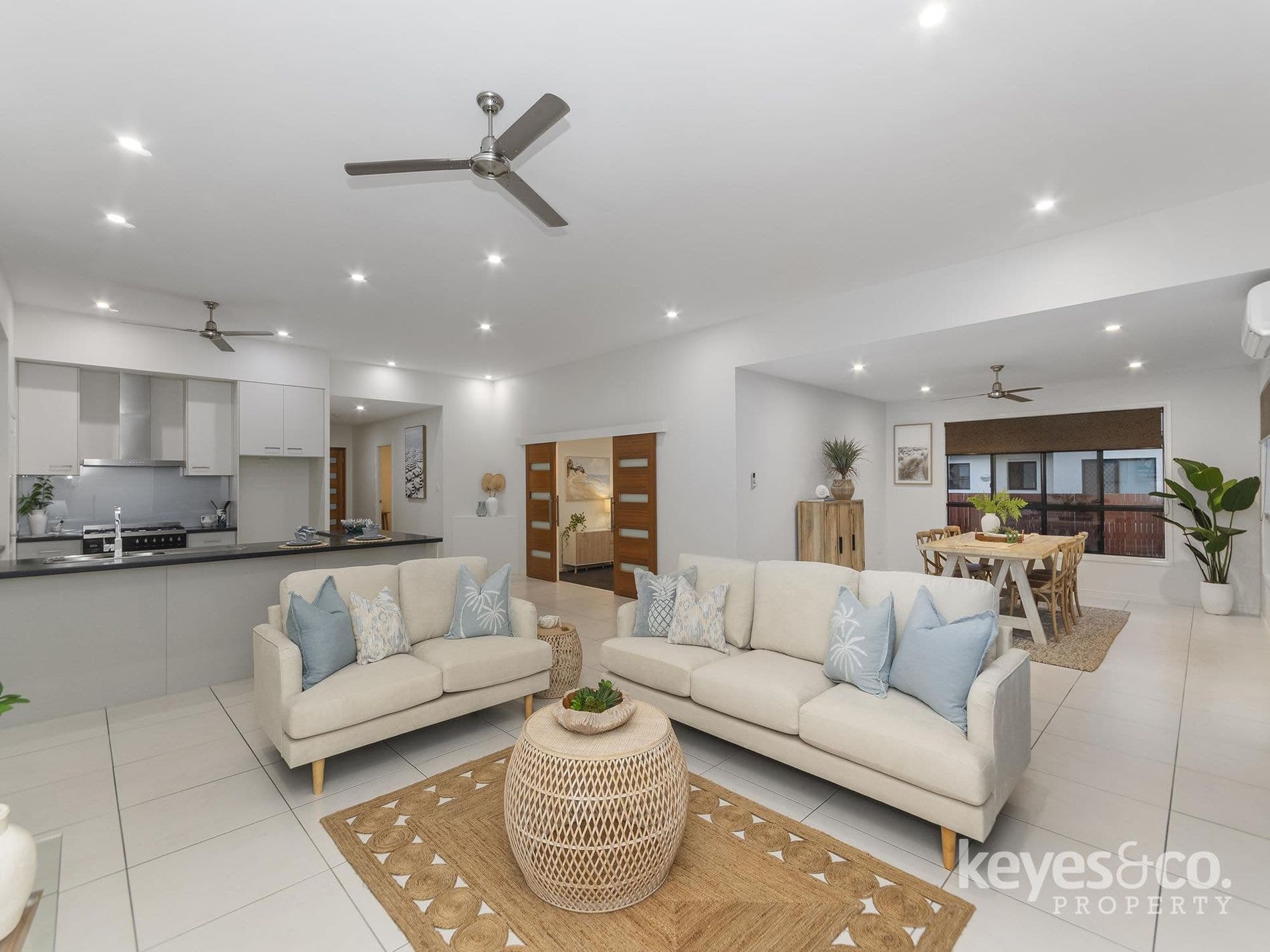 Under Contract Prior to Auction, 87 Springbrook Parade - Image 1