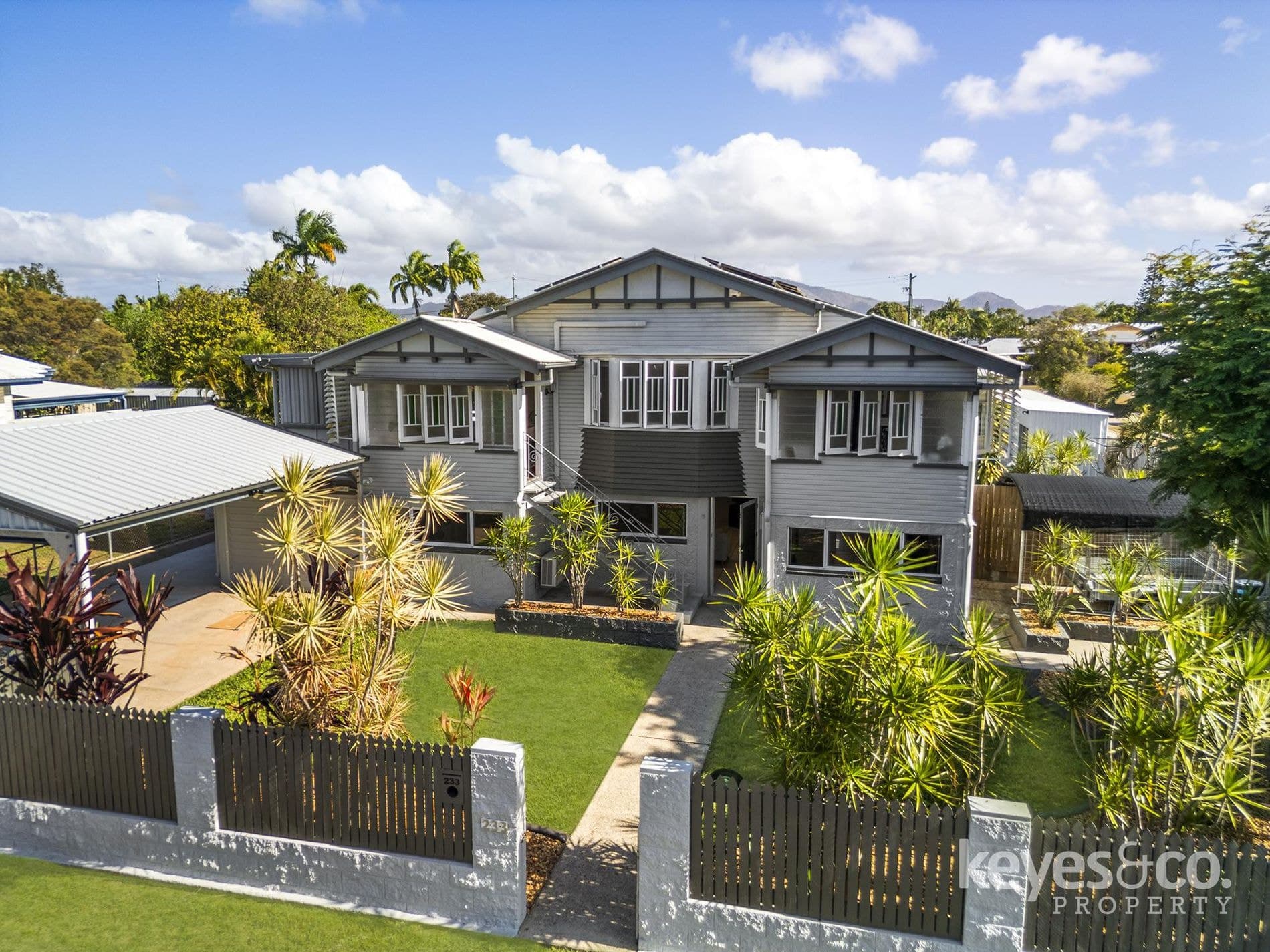 Beautifully Restored Queensland Bungalow, 233 Corcoran Street - Image 1