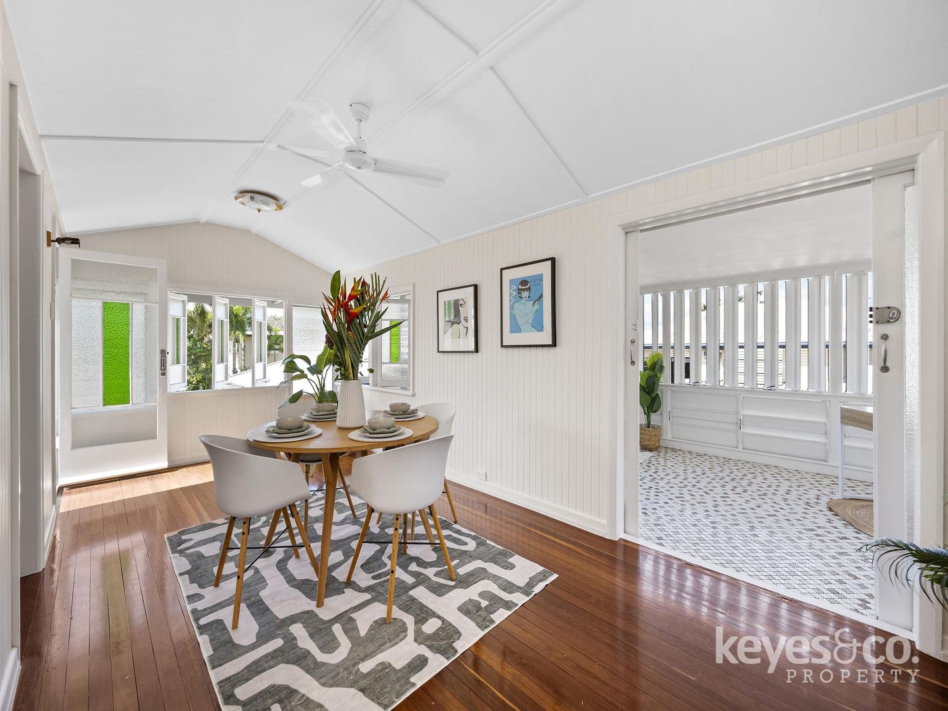 Beautifully Restored Queensland Bungalow, 233 Corcoran Street - Thumbnail 2