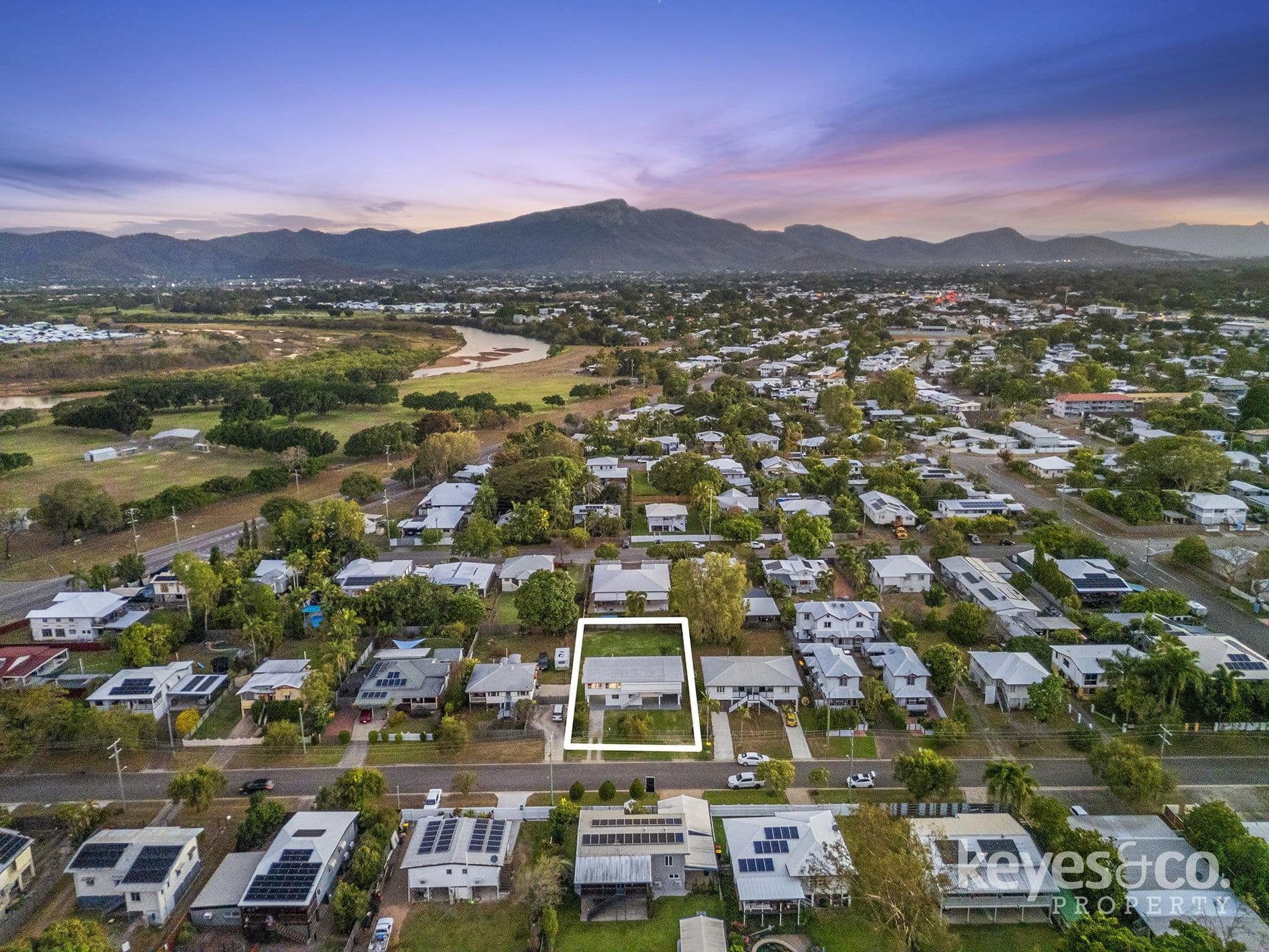 Freshly Renovated Home on a Big Hermit Park Block, 52 Roberts Street - Image 1