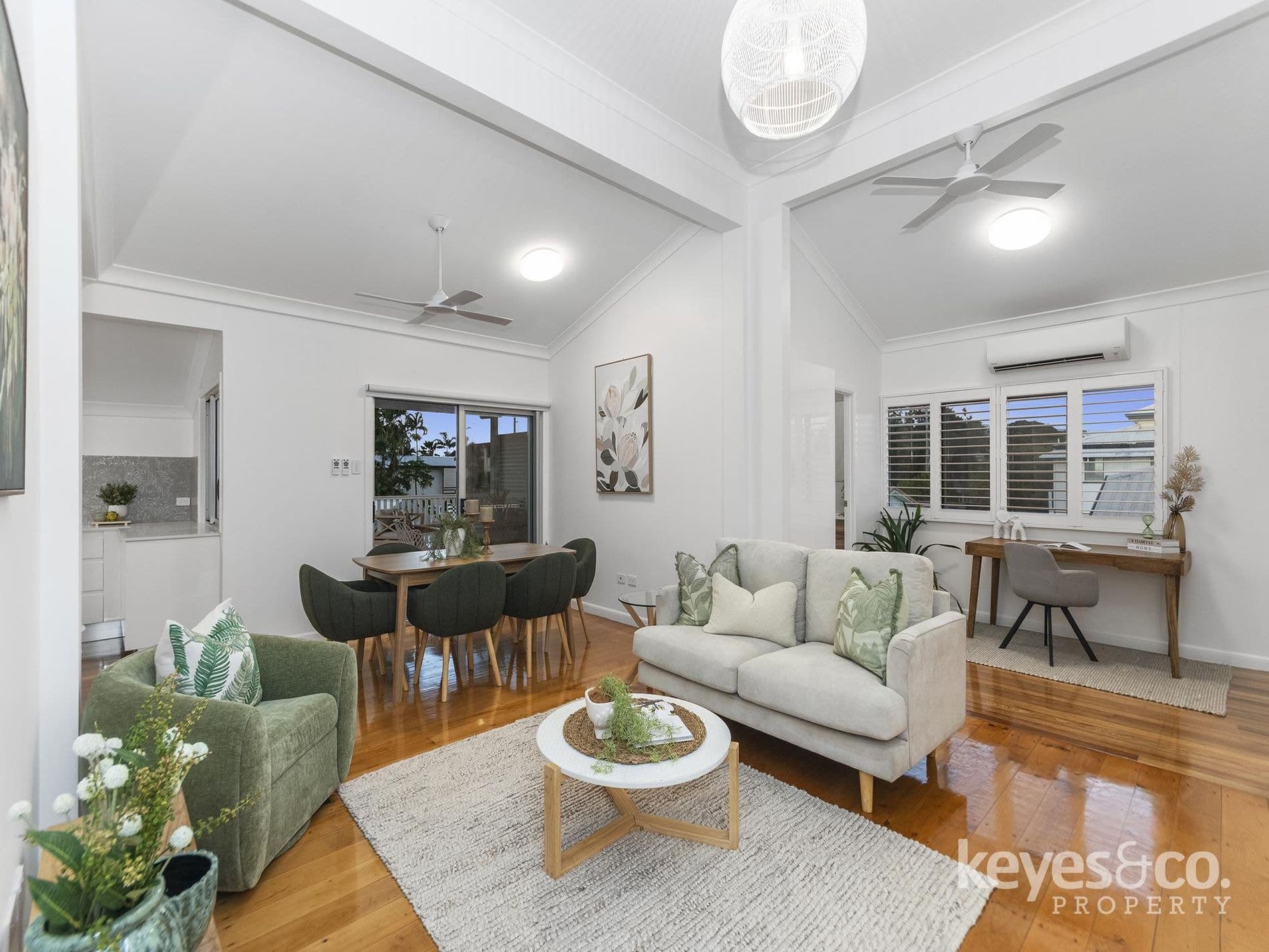 Dual-Living Queenslander With Two Kitchens & Four Bathrooms!, 13 Ackers Street - Thumbnail 3