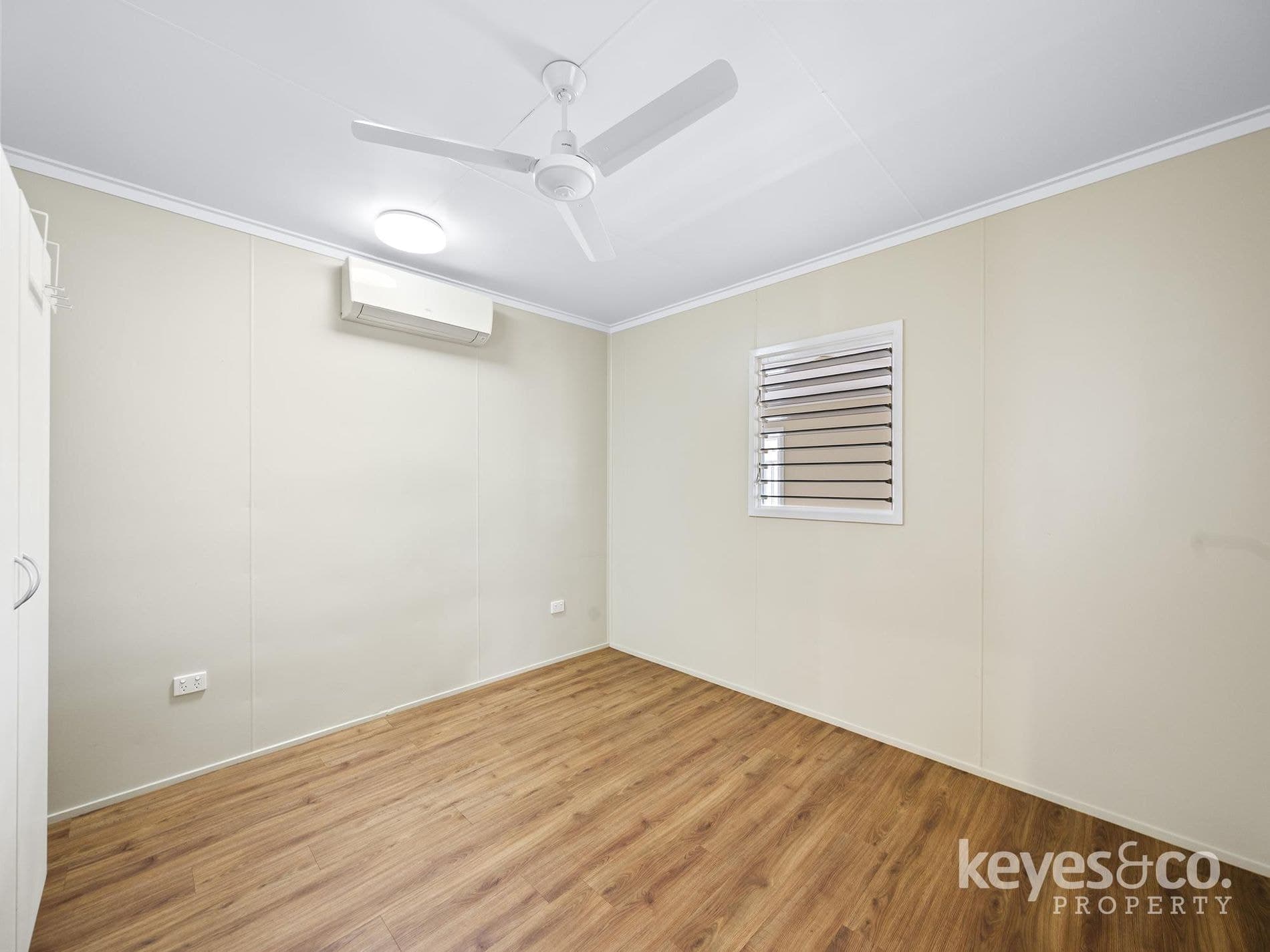 Tradie's Dream Home with Warehouse-Sized Shed, 95 Bowen Road - Thumbnail 7