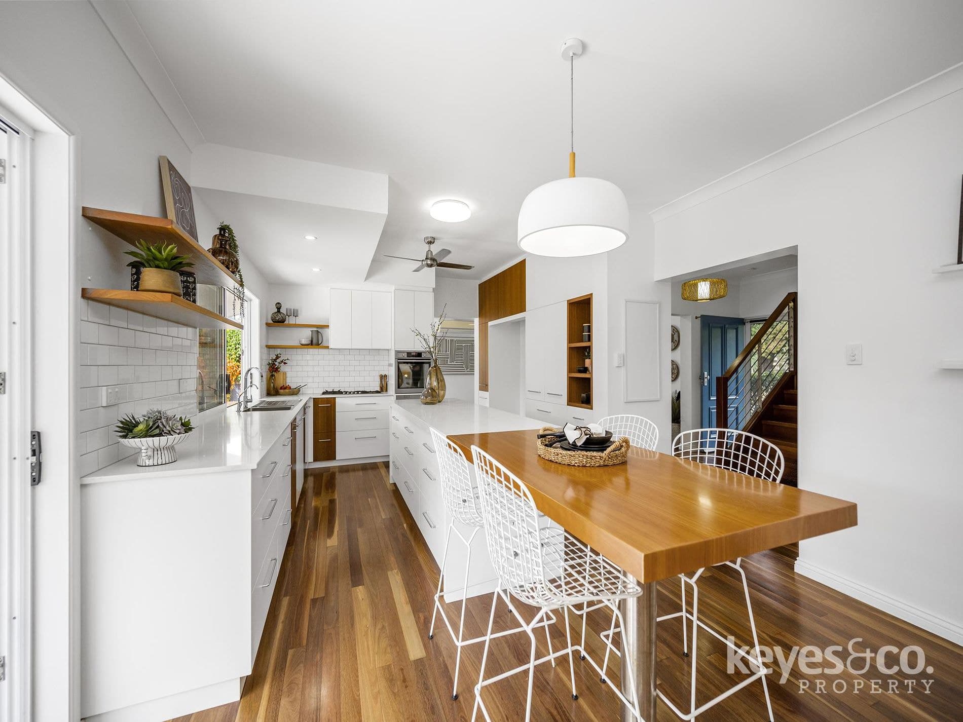 Fully Renovated, Five-Bedroom Family Oasis on the River, 16 Redhead Drive - Thumbnail 6
