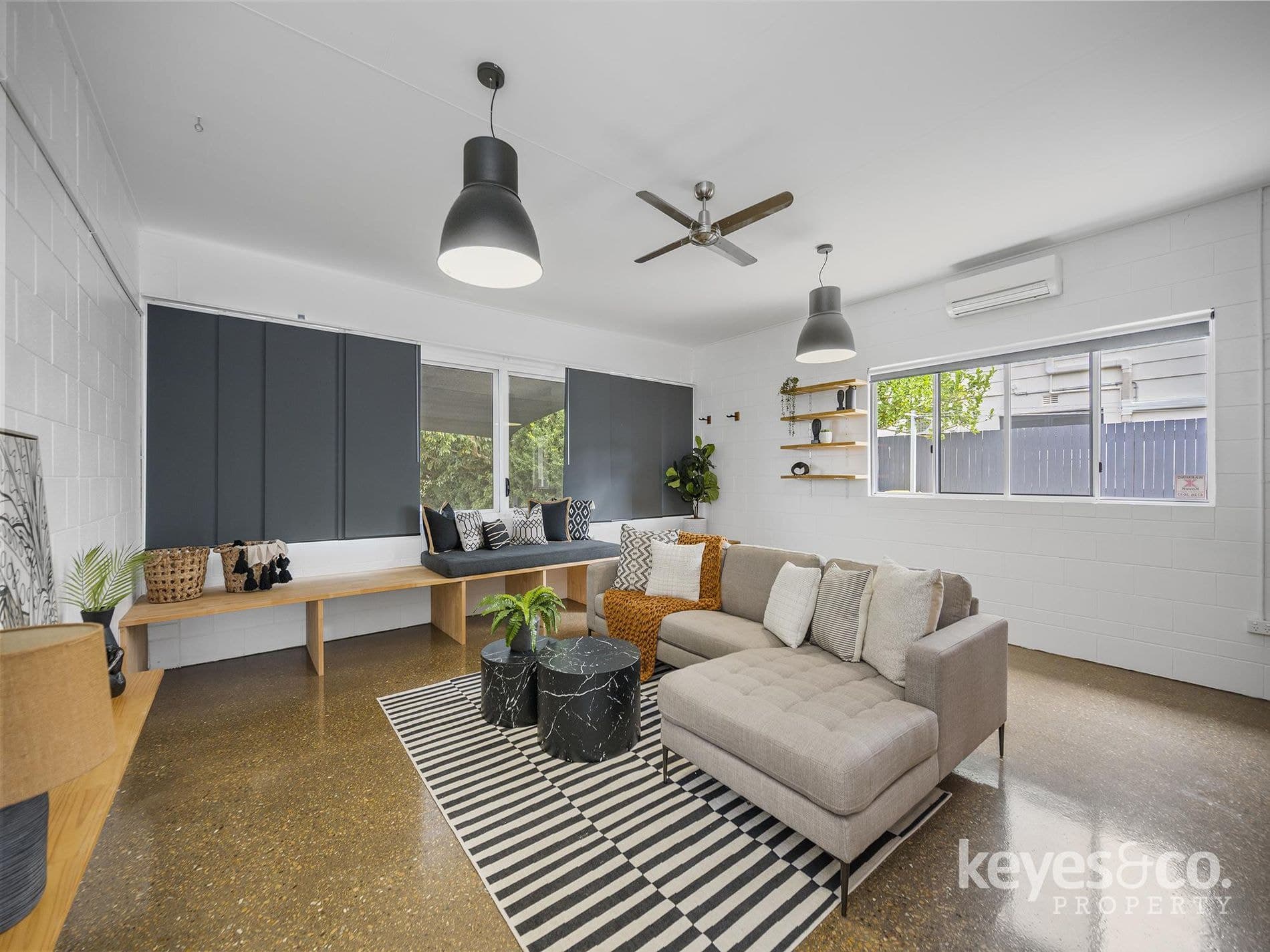 Fully Renovated, Five-Bedroom Family Oasis on the River, 16 Redhead Drive - Thumbnail 7