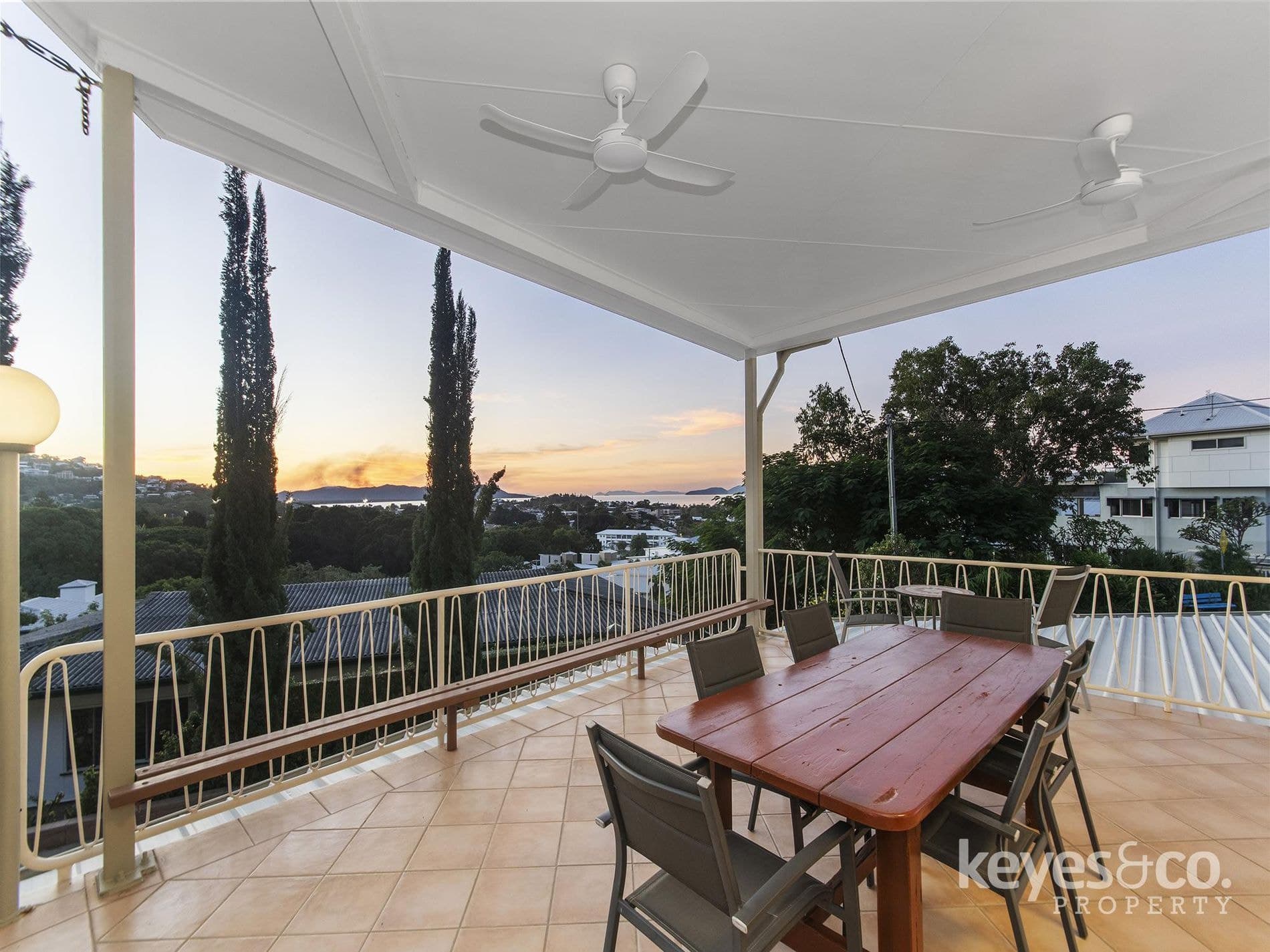 8 Clifton Street, 8 Clifton Street - Thumbnail 2