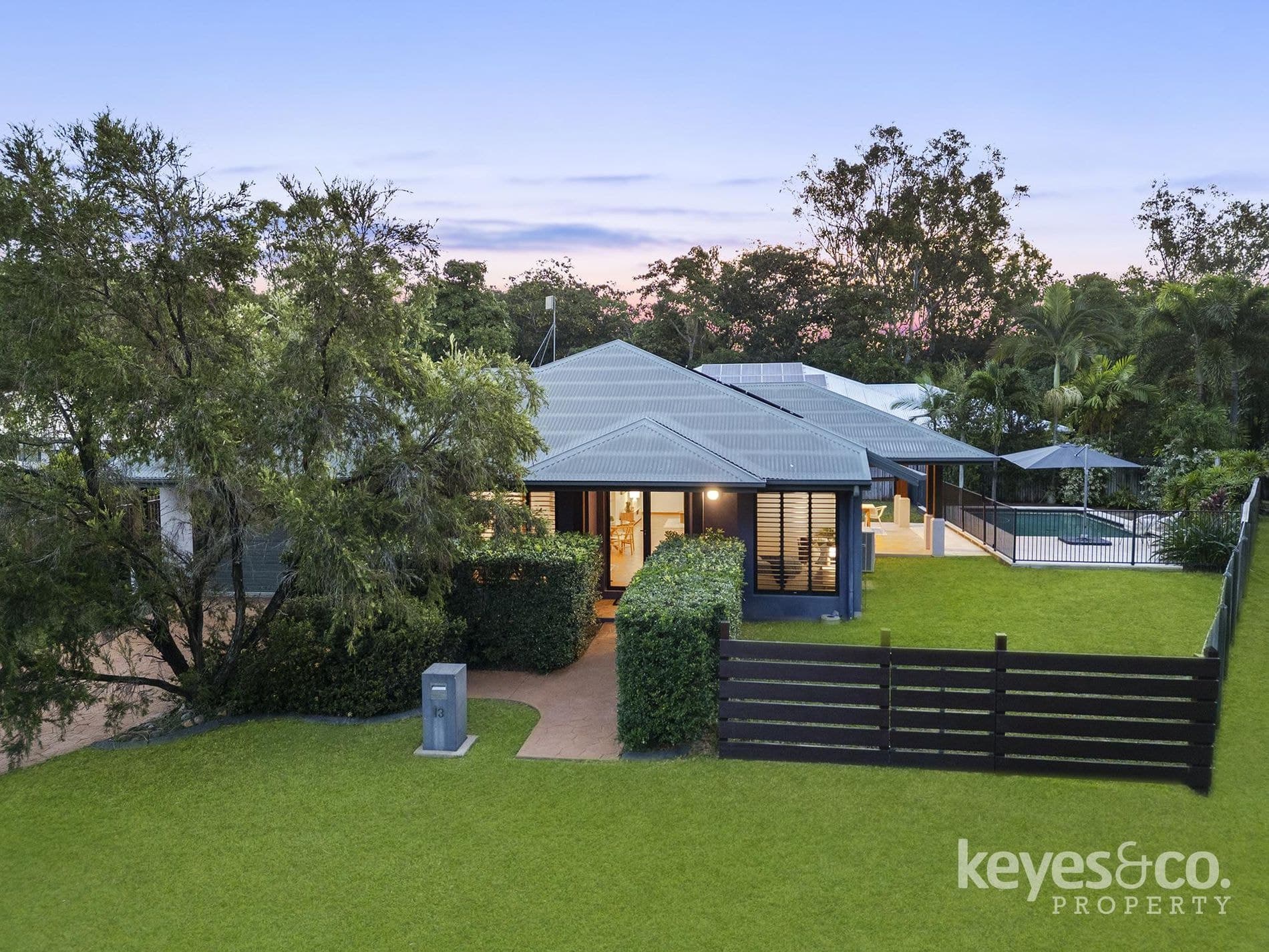 13 Hawkesbury Lane, 13 Hawkesbury Lane - Image 1