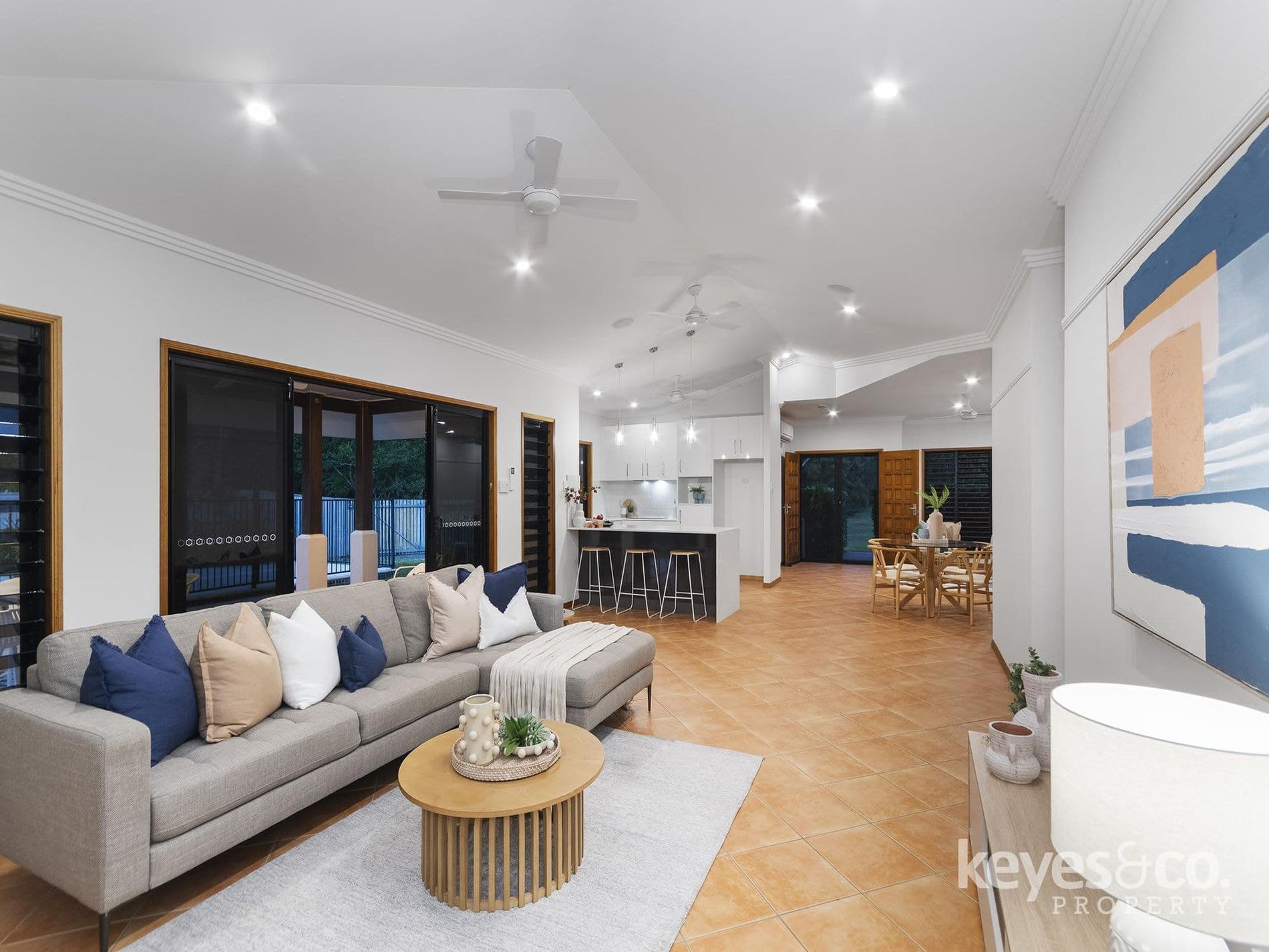 13 Hawkesbury Lane, 13 Hawkesbury Lane - Thumbnail 5