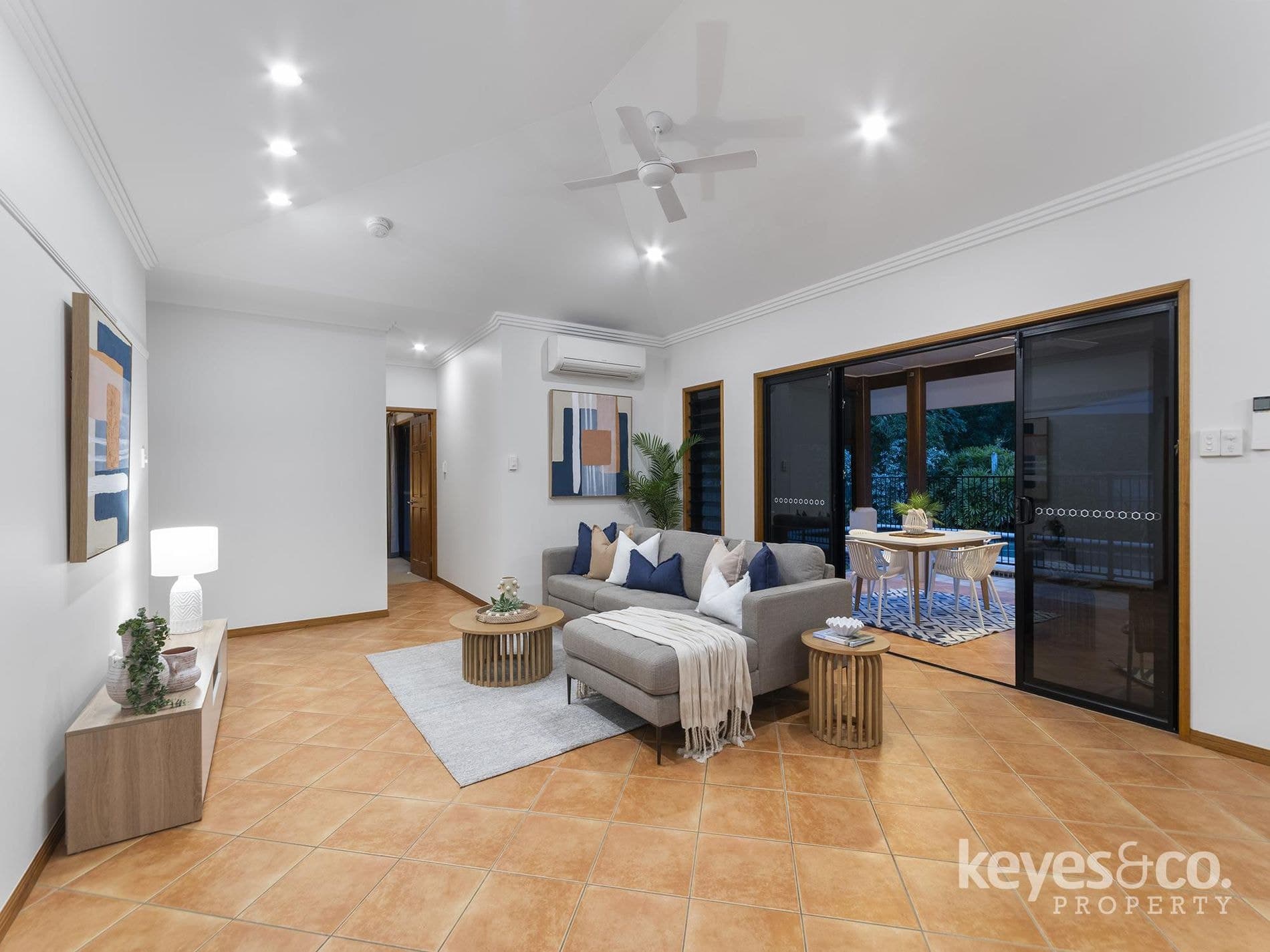 13 Hawkesbury Lane, 13 Hawkesbury Lane - Thumbnail 7