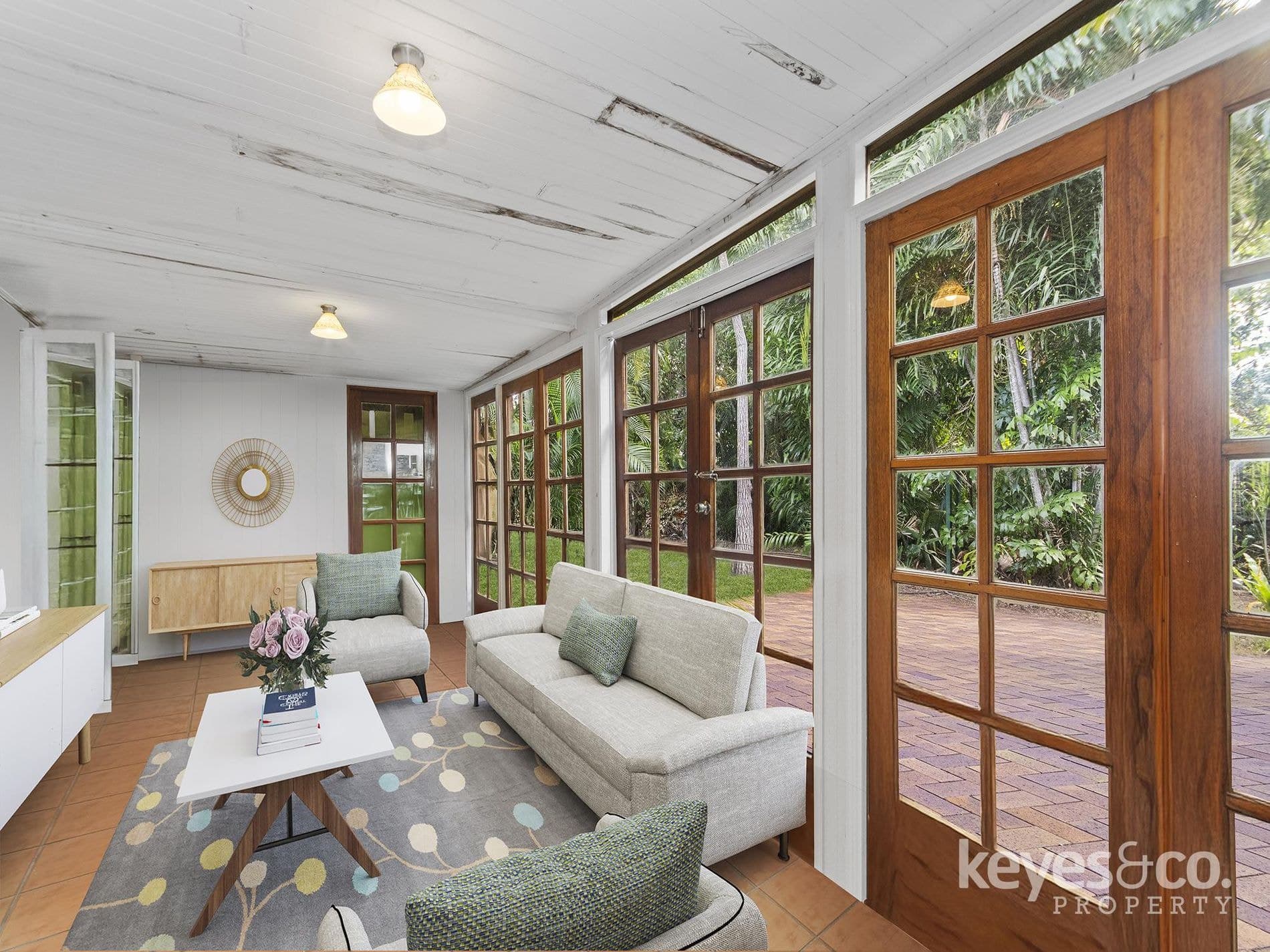 Prime Location, Character-Packed, 53 Cheyne Street - Thumbnail 4