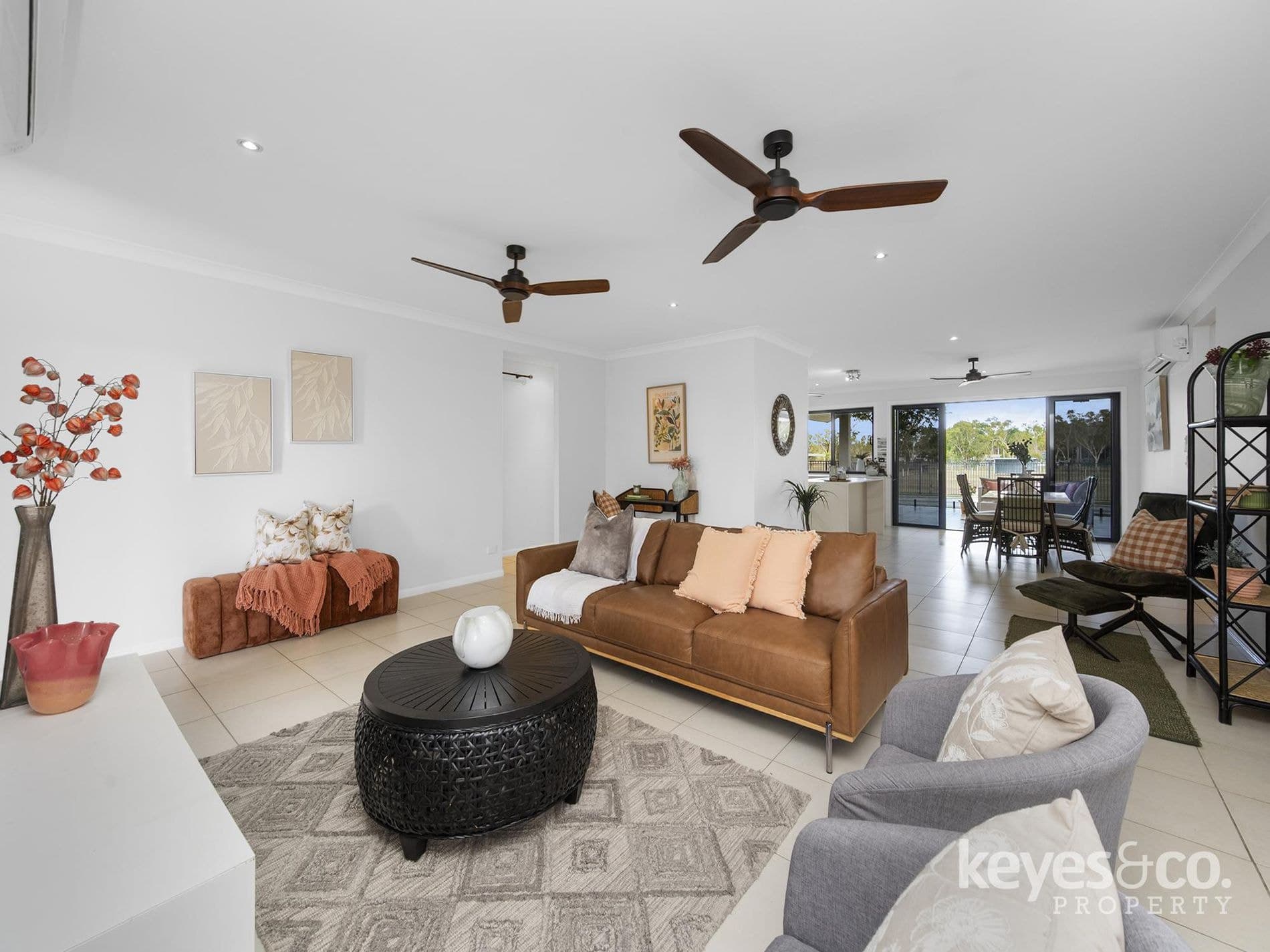Modern Acreage Living with Equestrian Appeal, 81a Hammond Way - Thumbnail 3