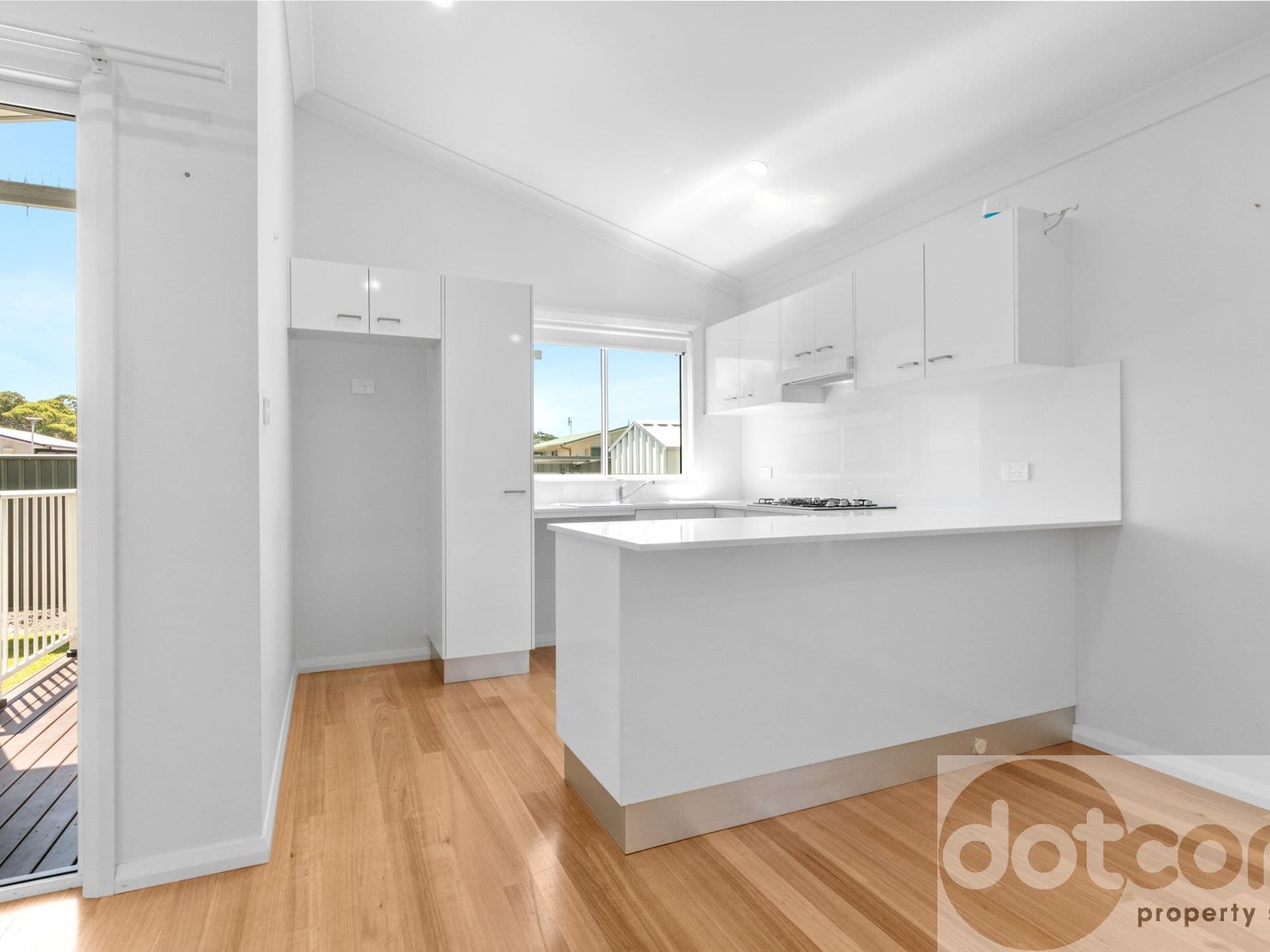 34a / 2 Mulloway Road, Chain Valley Bay - Thumbnail 2