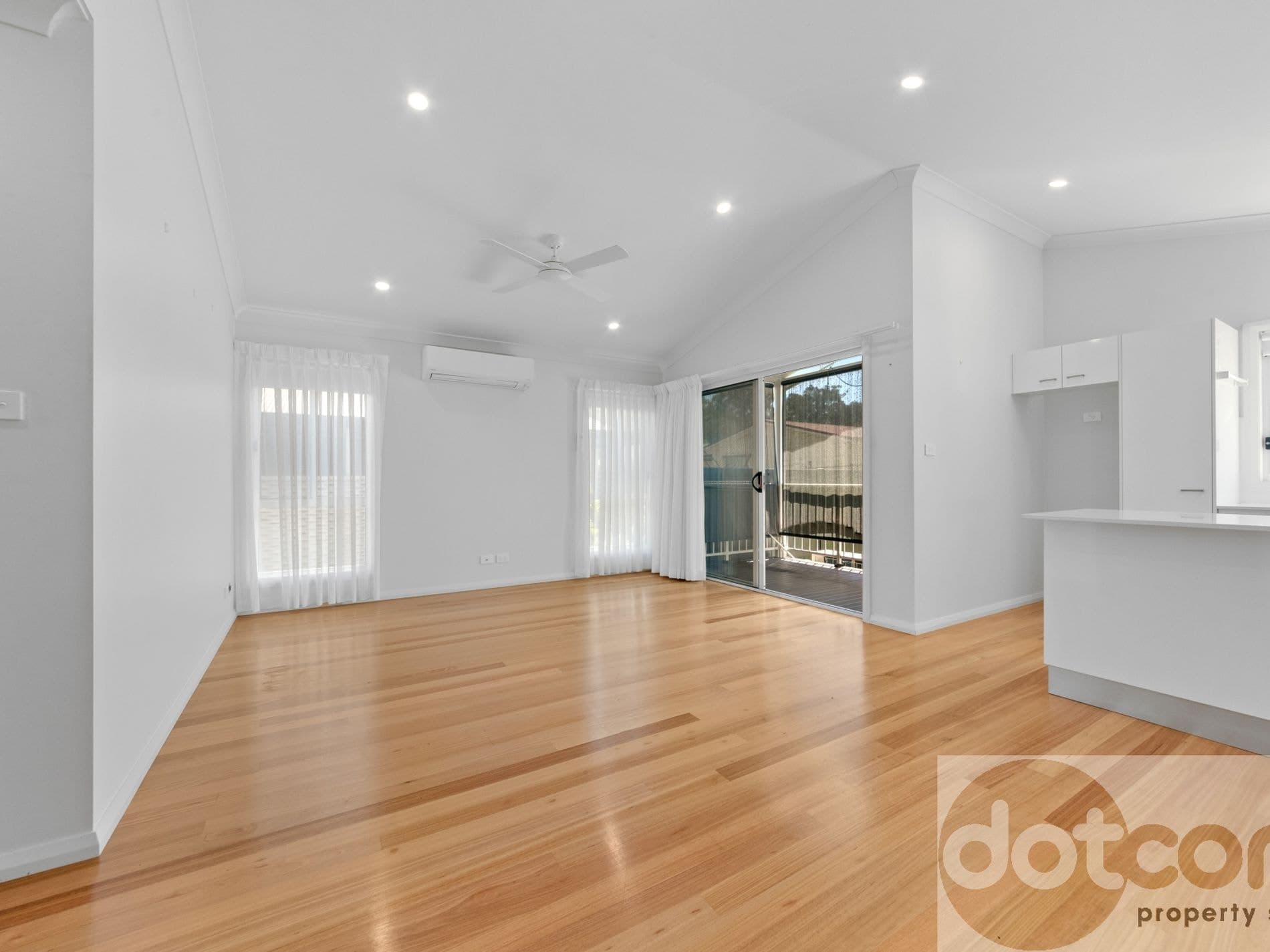 34a / 2 Mulloway Road, Chain Valley Bay - Thumbnail 6