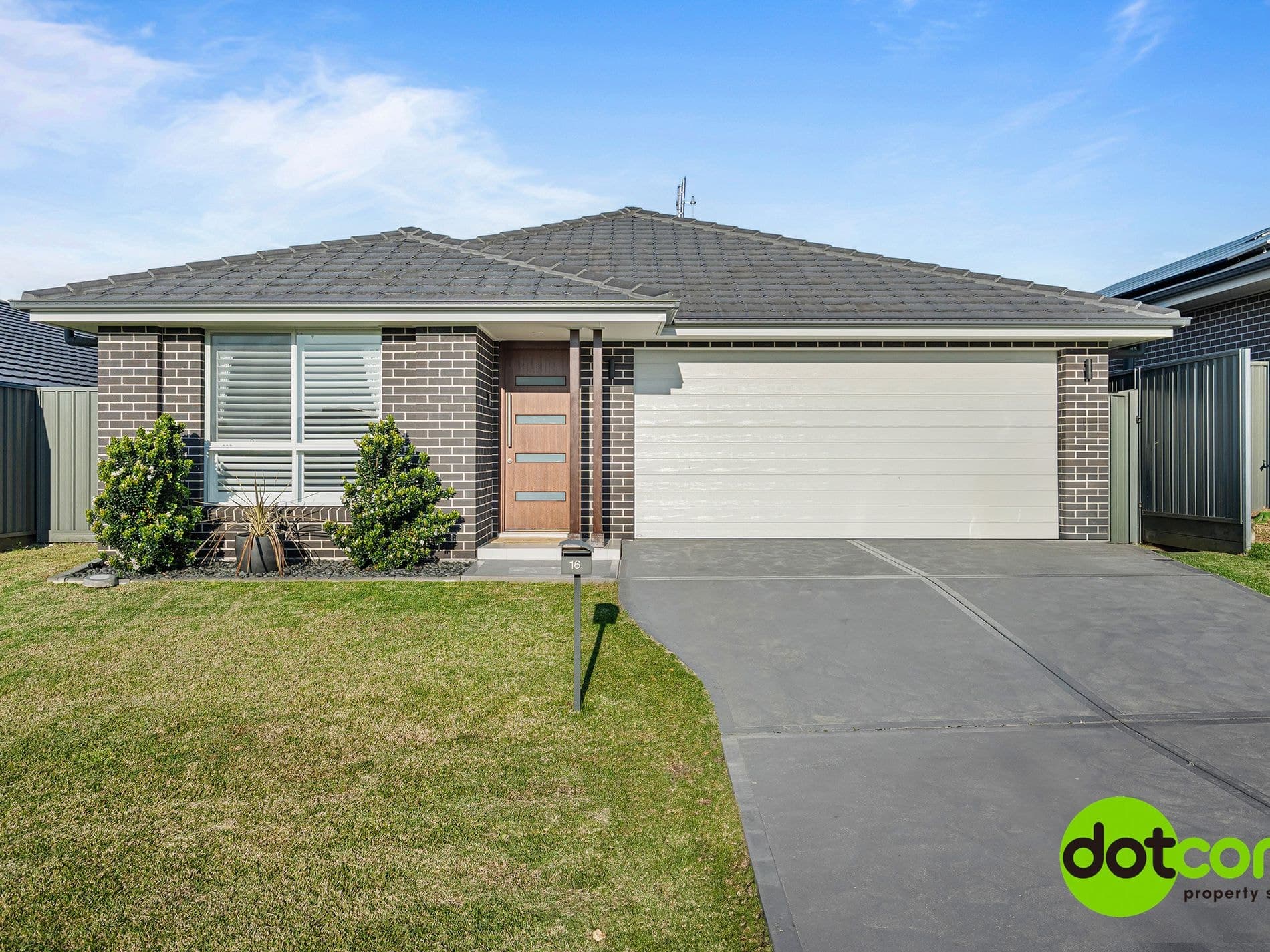 16 Canterbury Street, Hamlyn Terrace - Image 1