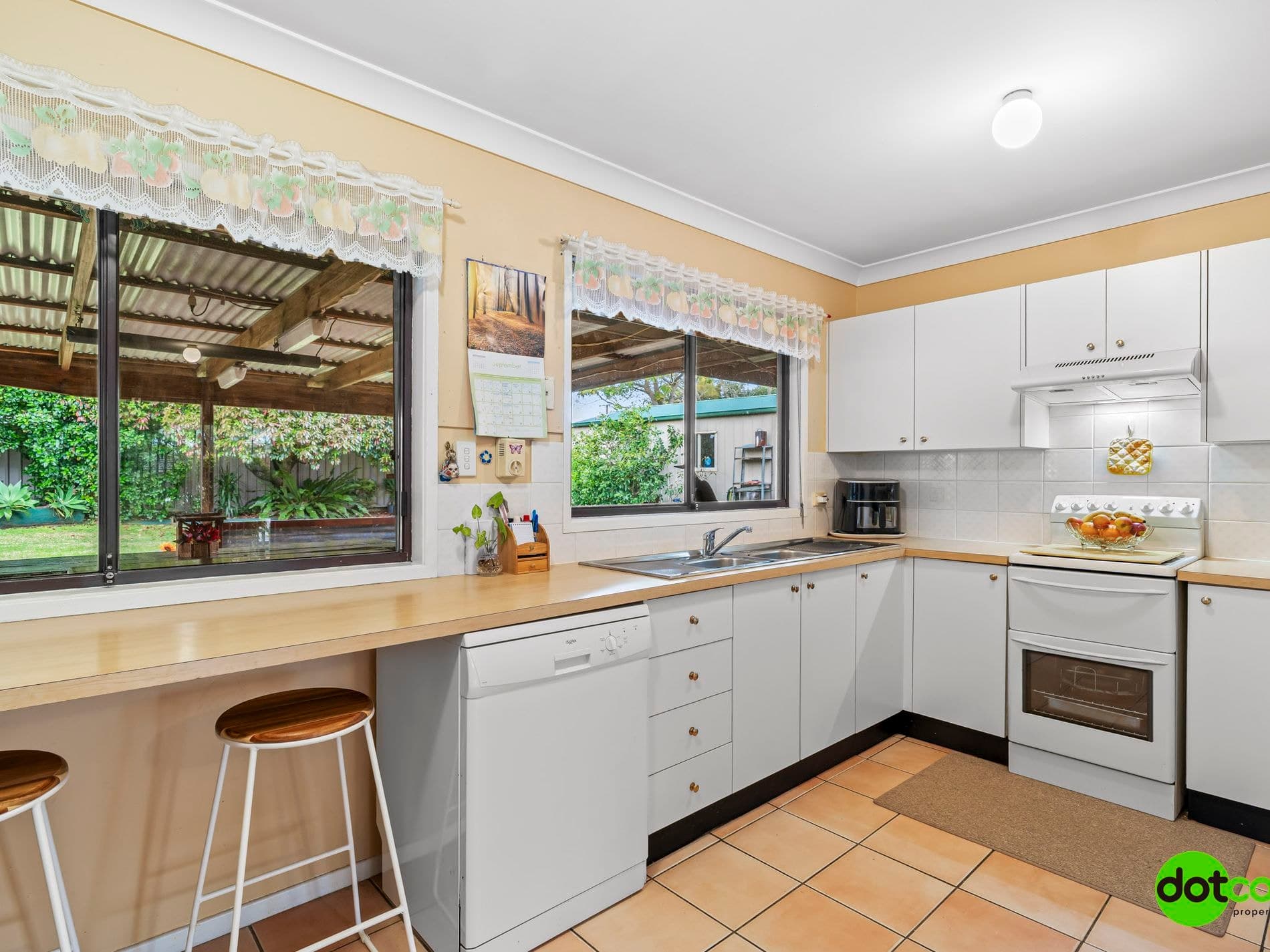 86 Pinehurst Way, Blue Haven - Thumbnail 5