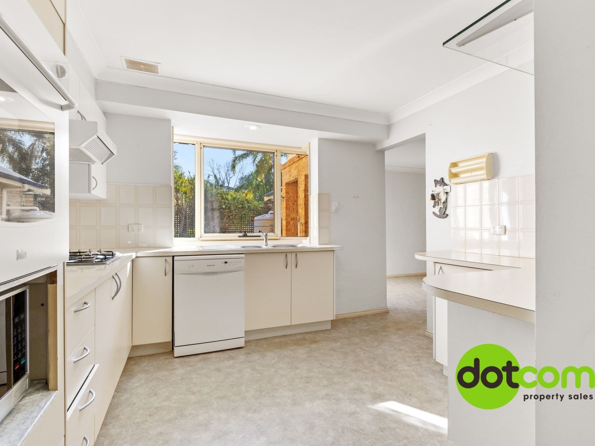 3 / 15 Koolang Road, Green Point - Thumbnail 5