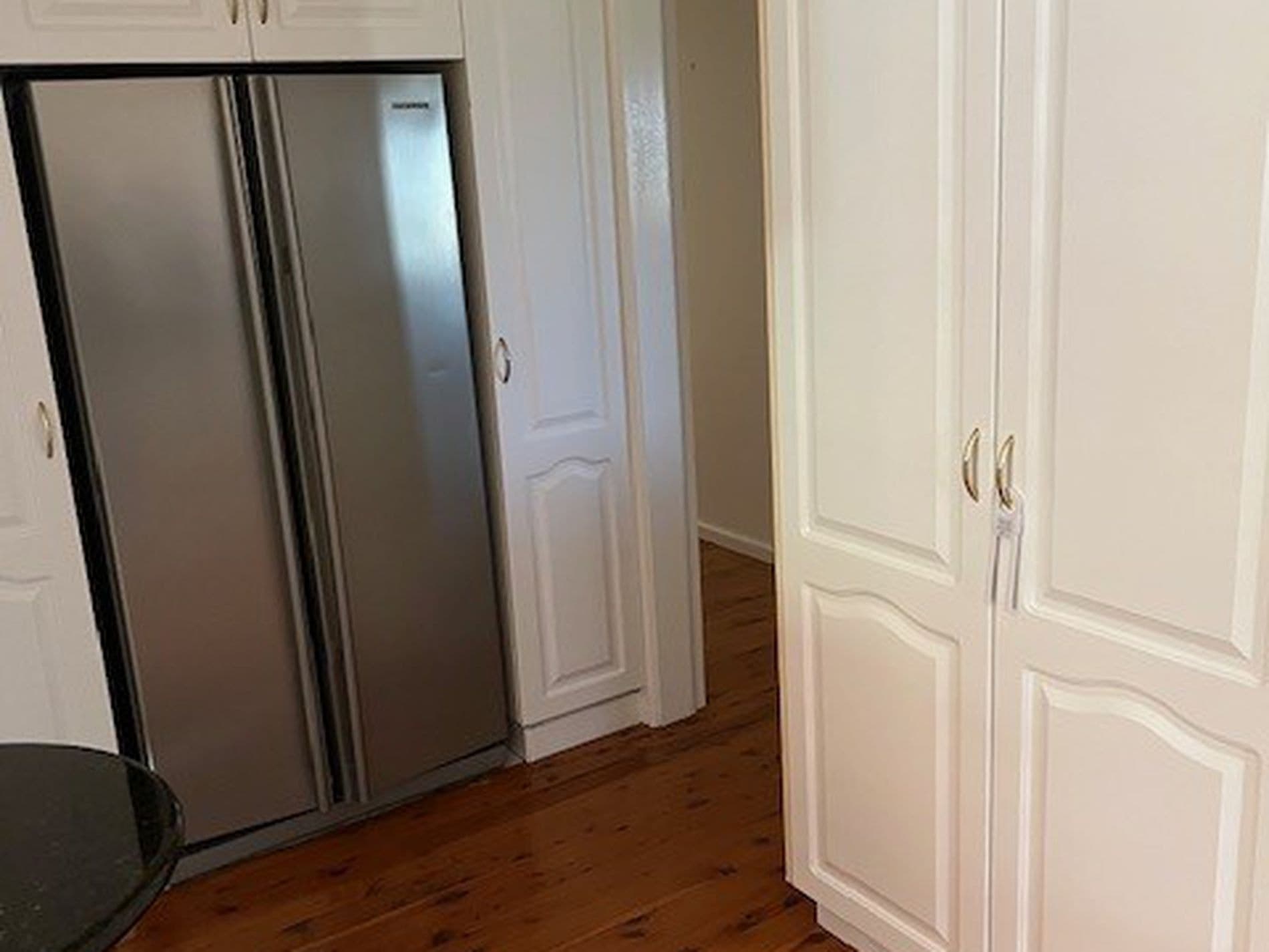 64 Warrawong Street, Kooringal - Thumbnail 3